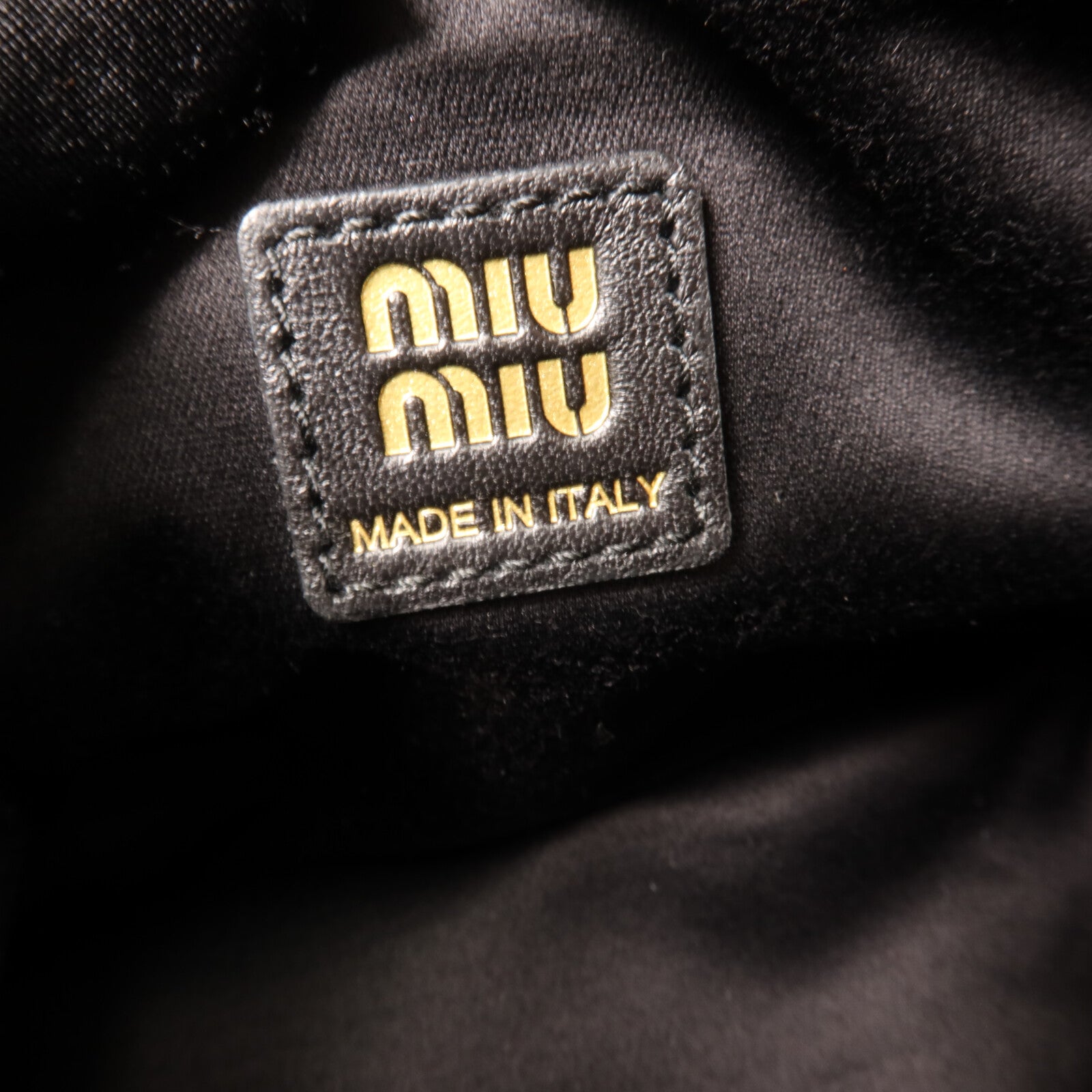 Miu Miu 羊皮皮革Matelasse Nappa Bag肩背袋