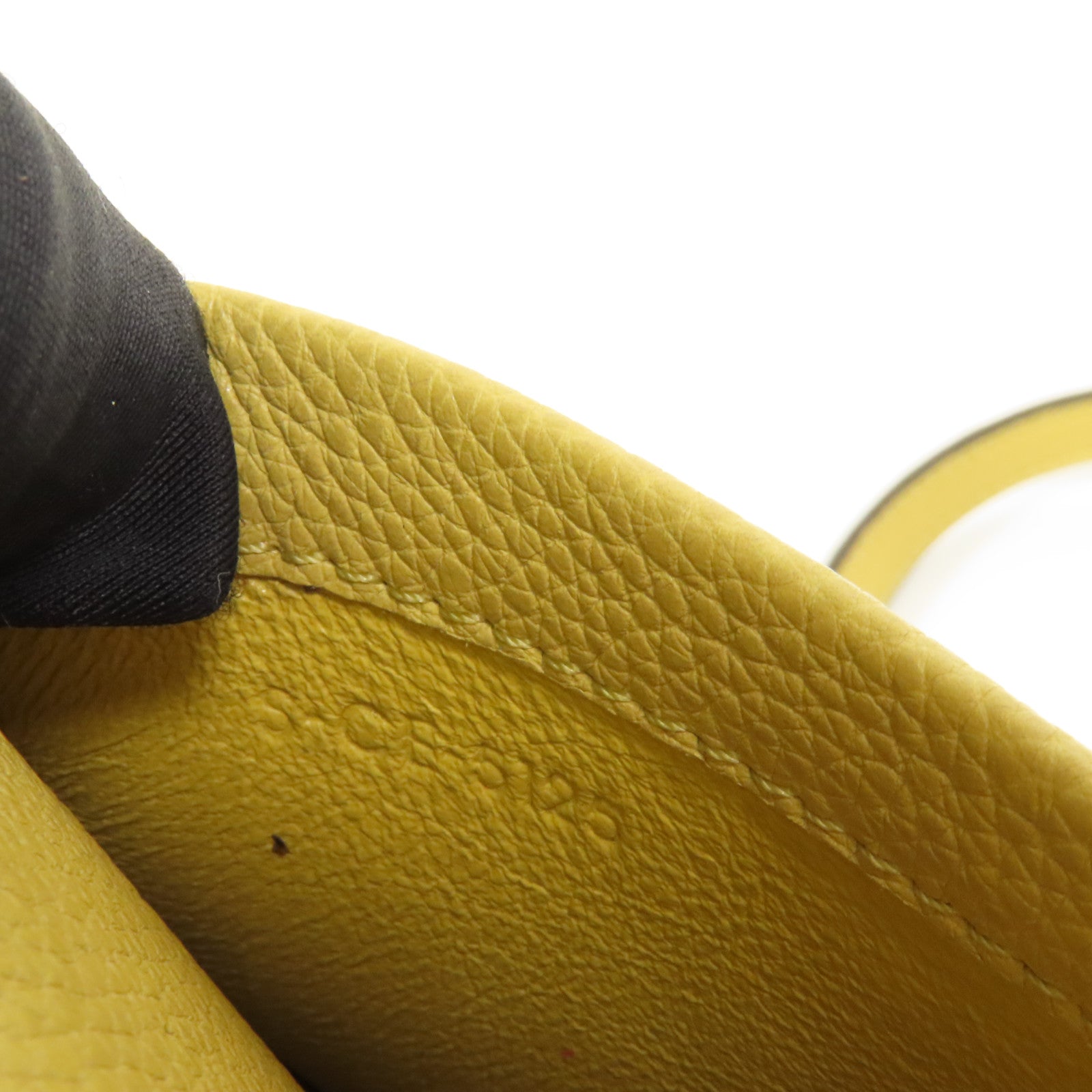 CELINE 牛皮皮革Trotteur金扣肩背袋