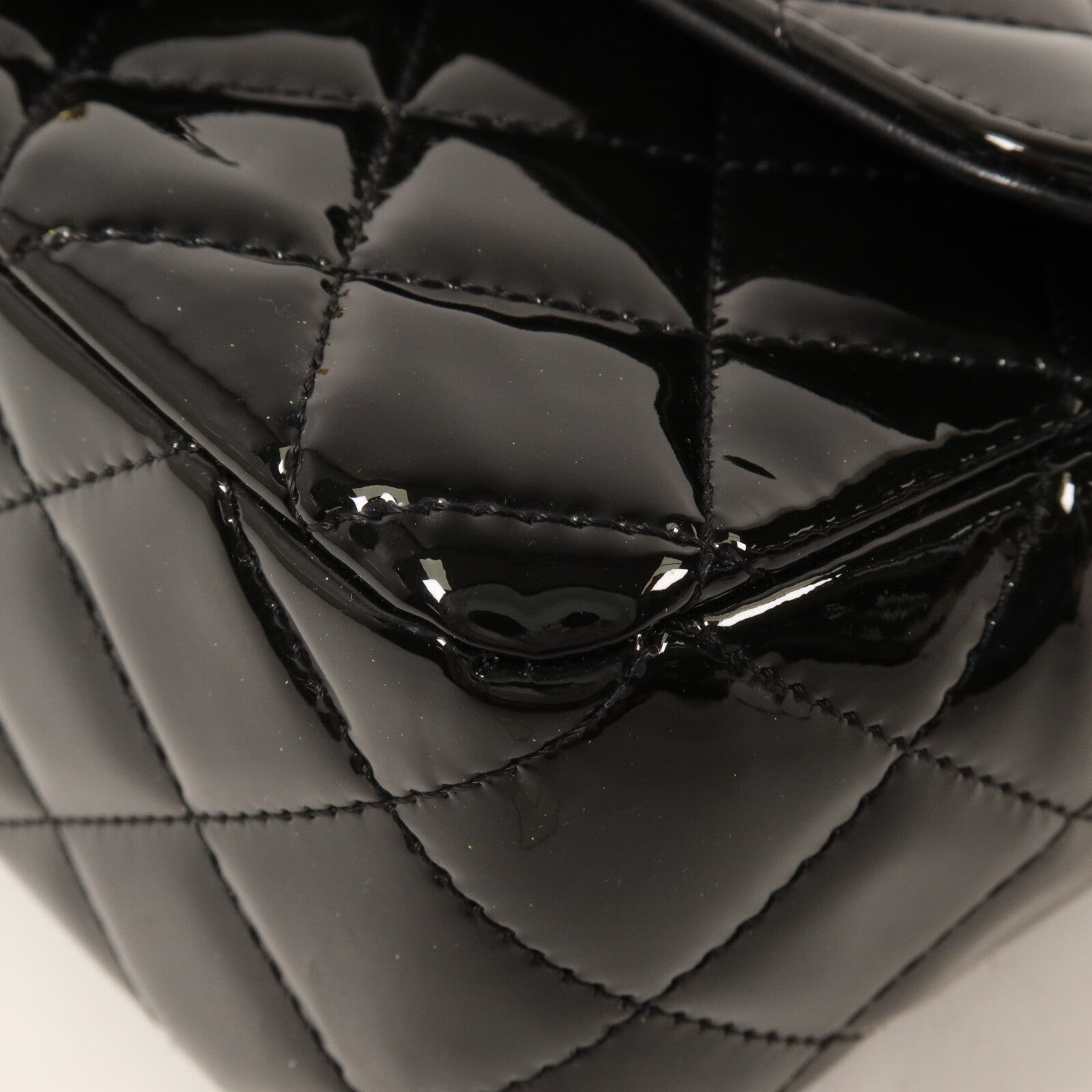 CHANEL 漆皮皮革Mini Classic 20鏈帶肩背袋