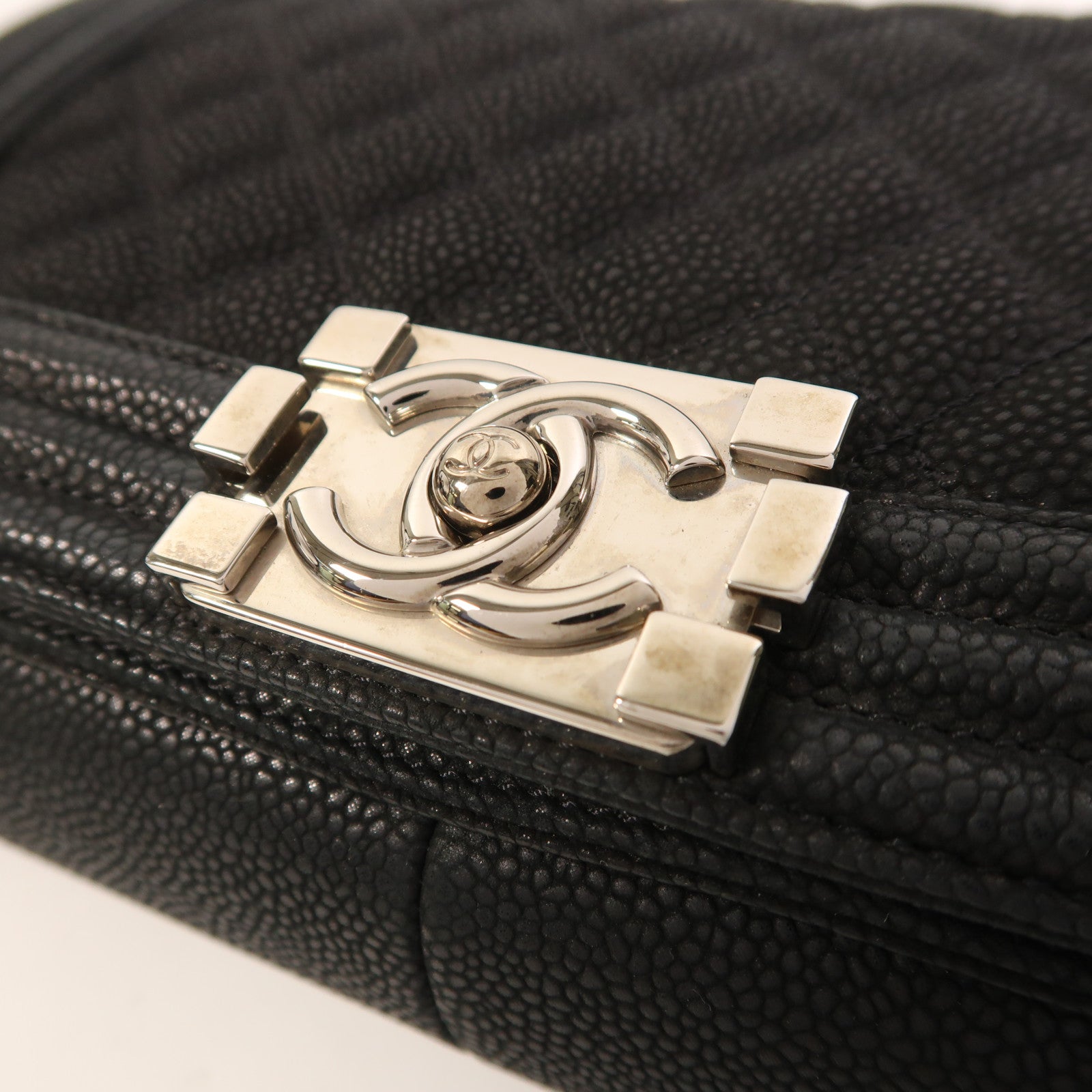 CHANEL 【激減優惠】牛皮皮革Boy 25銀扣鏈帶肩背袋