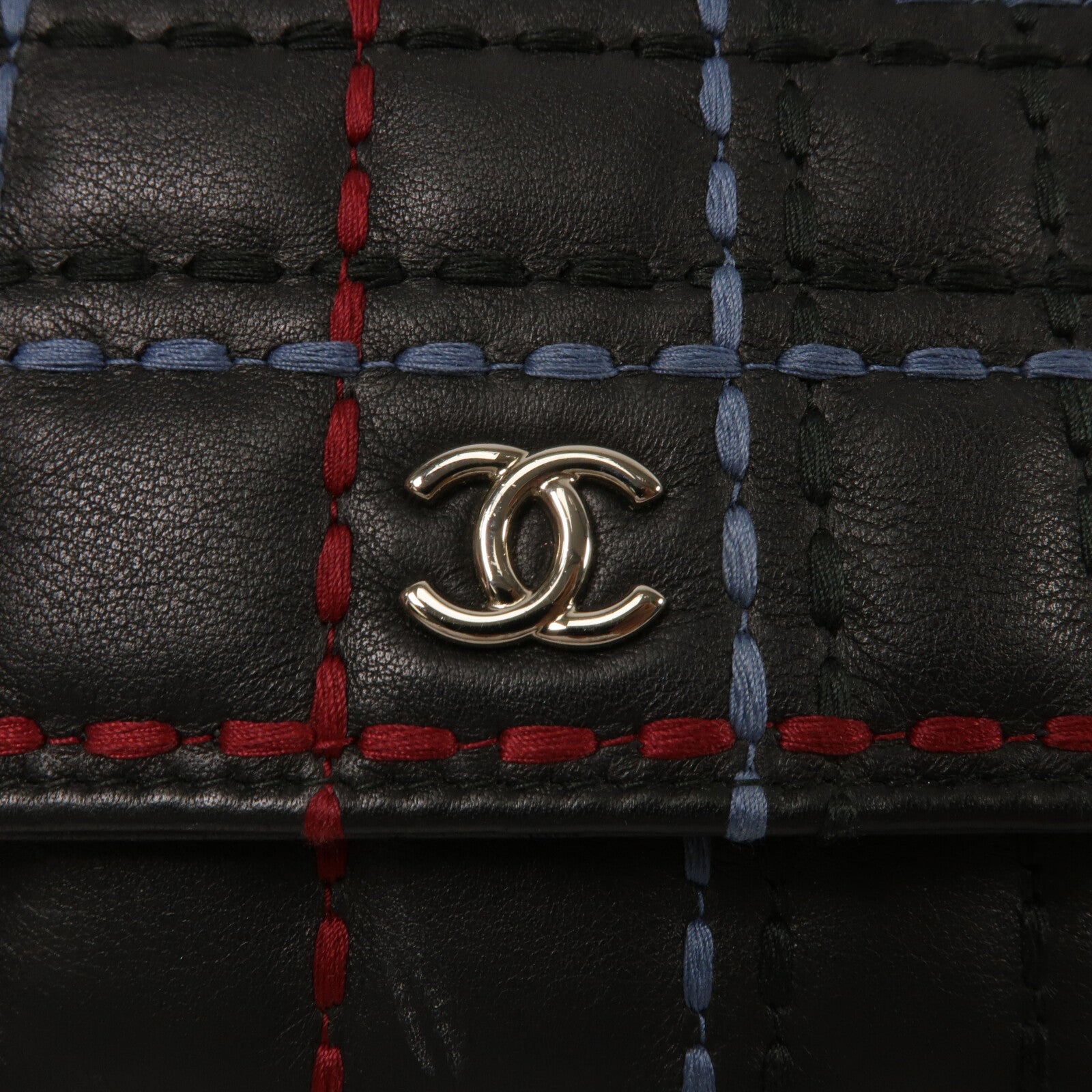 CHANEL 牛皮皮革WOC Wallet On Chain鏈帶肩背袋