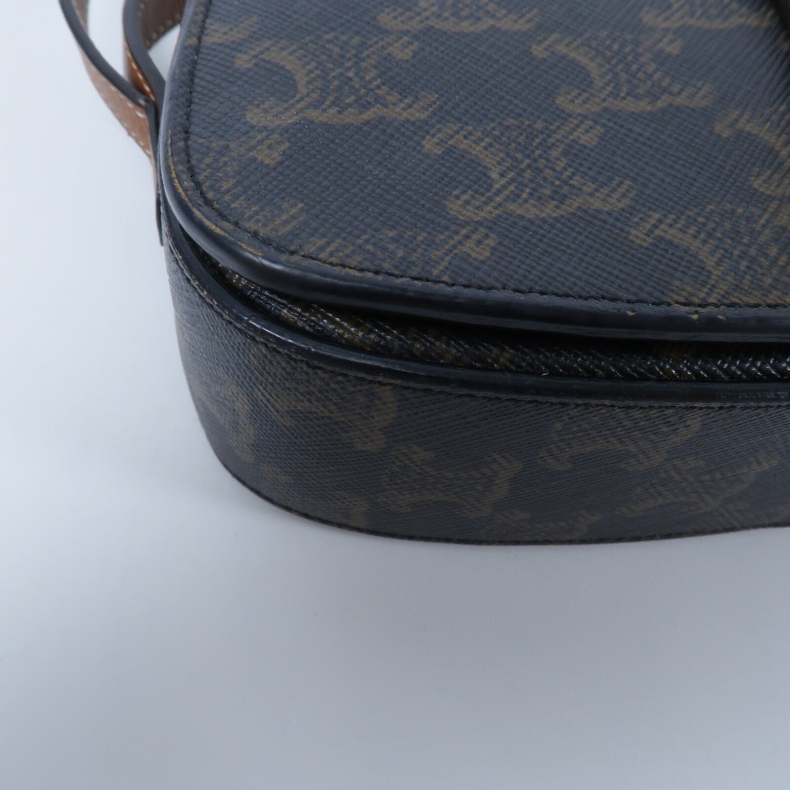 CELINE 塗層帆布Clutch On Strap Tabou手挽肩背兩用袋