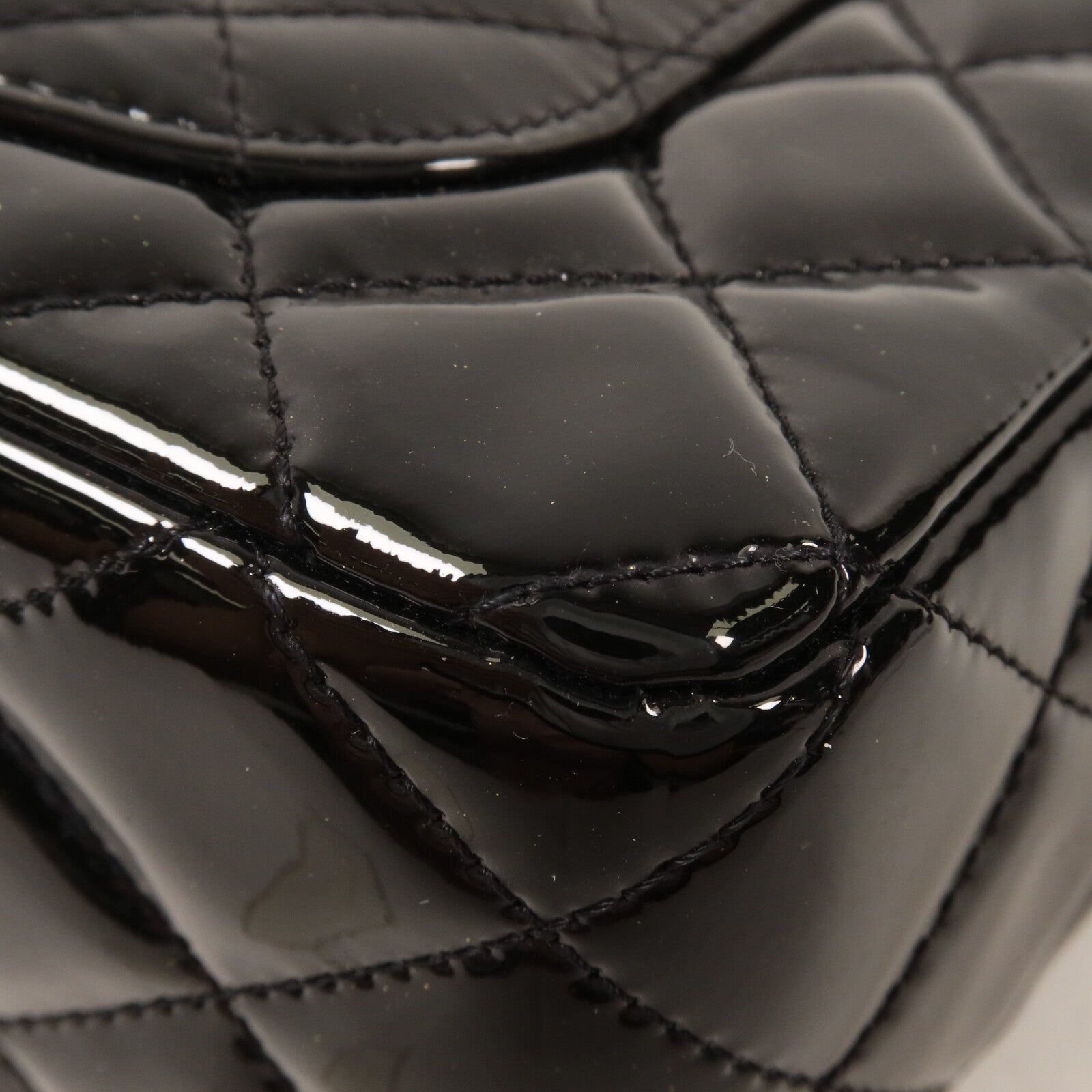 CHANEL 漆皮皮革Mini Classic 20鏈帶肩背袋