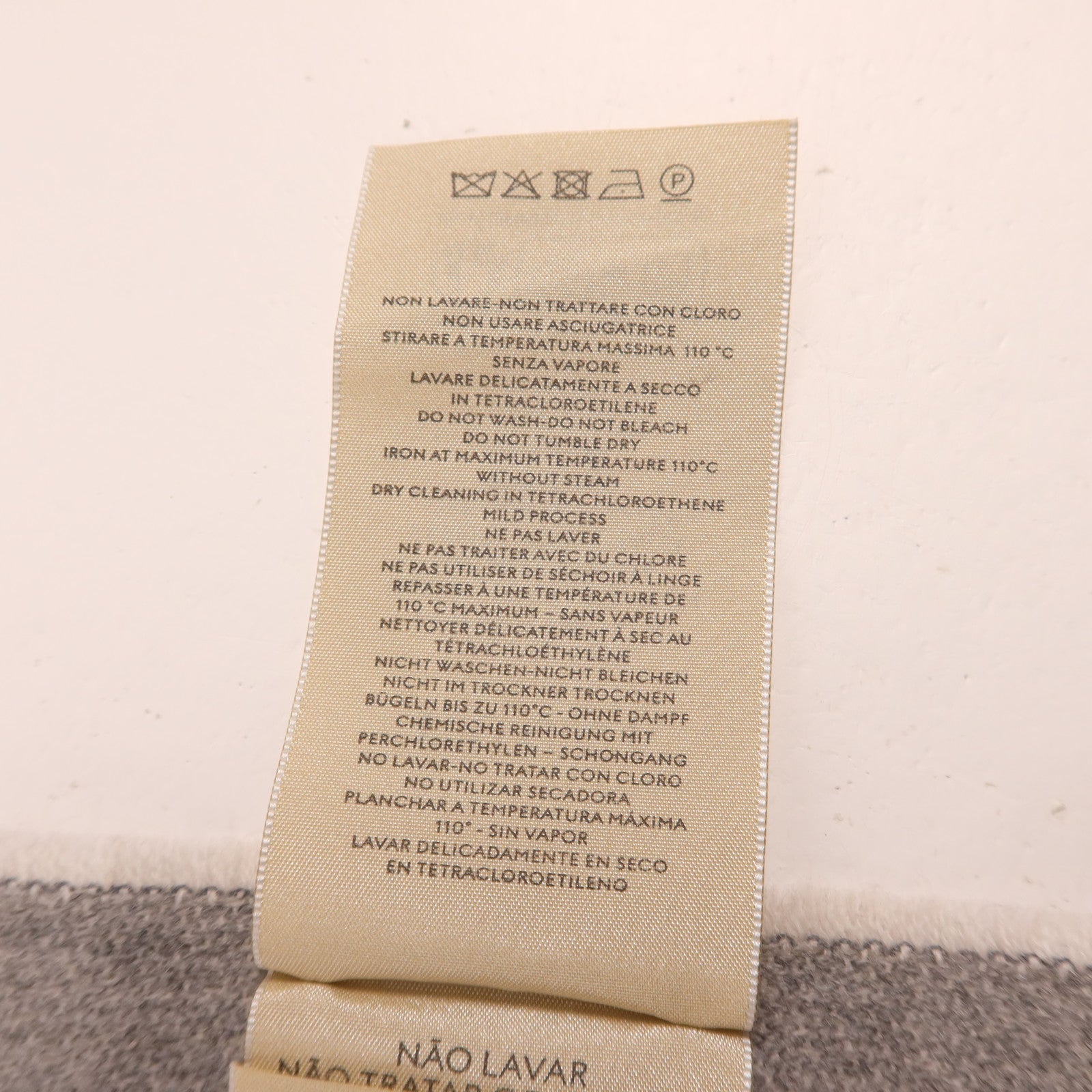 GUCCI 羊毛Scarf圍巾