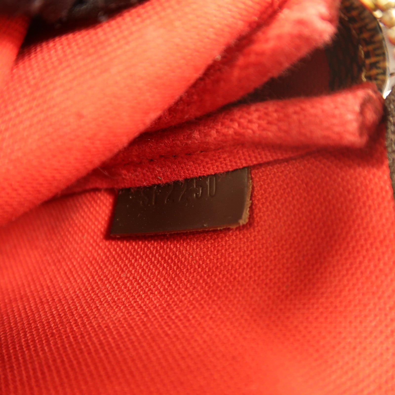 LOUIS VUITTON Damier Mini Pochette Accessoires手挽袋