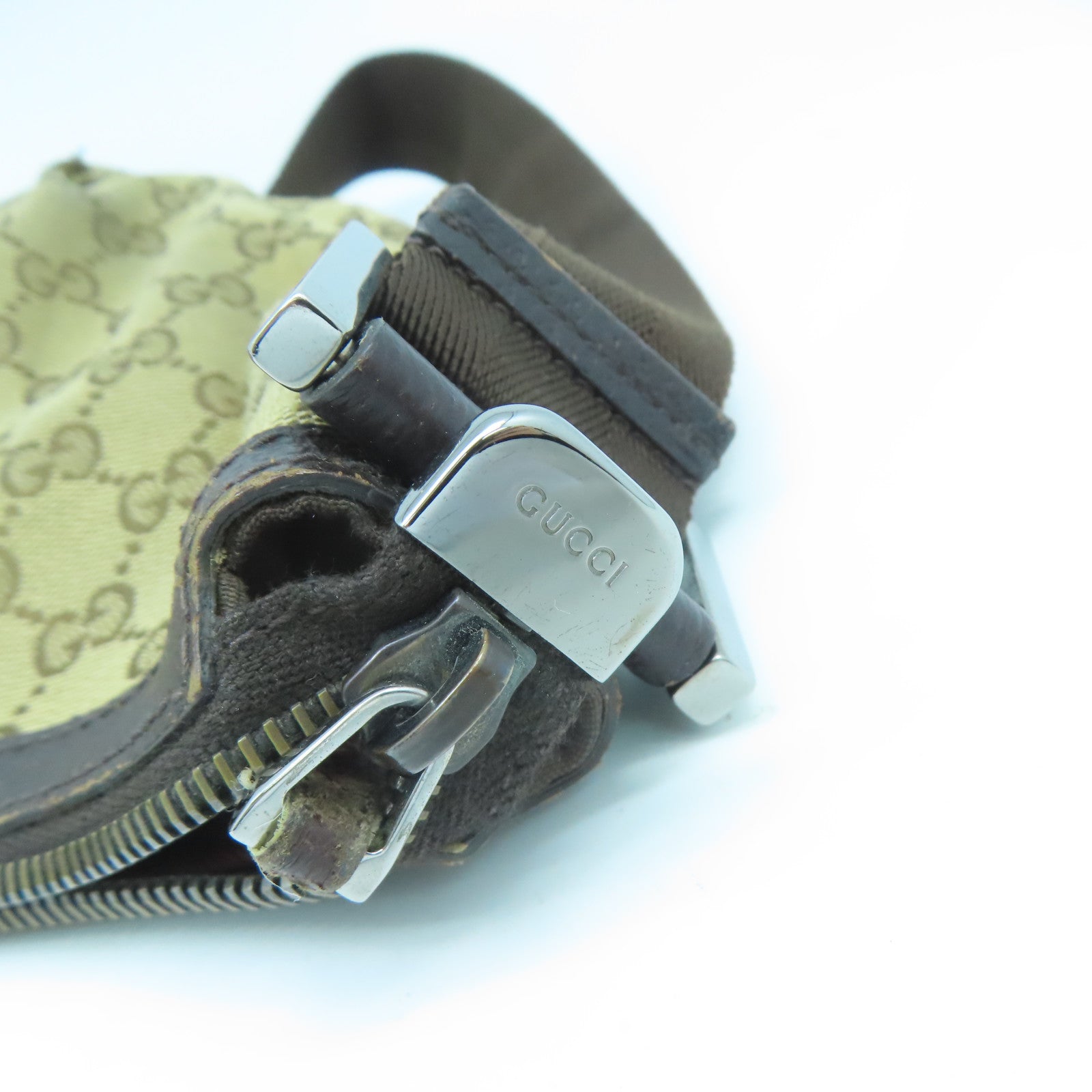GUCCI 【清倉大減價】帆布Shoulder Bag銀扣肩背袋啡色