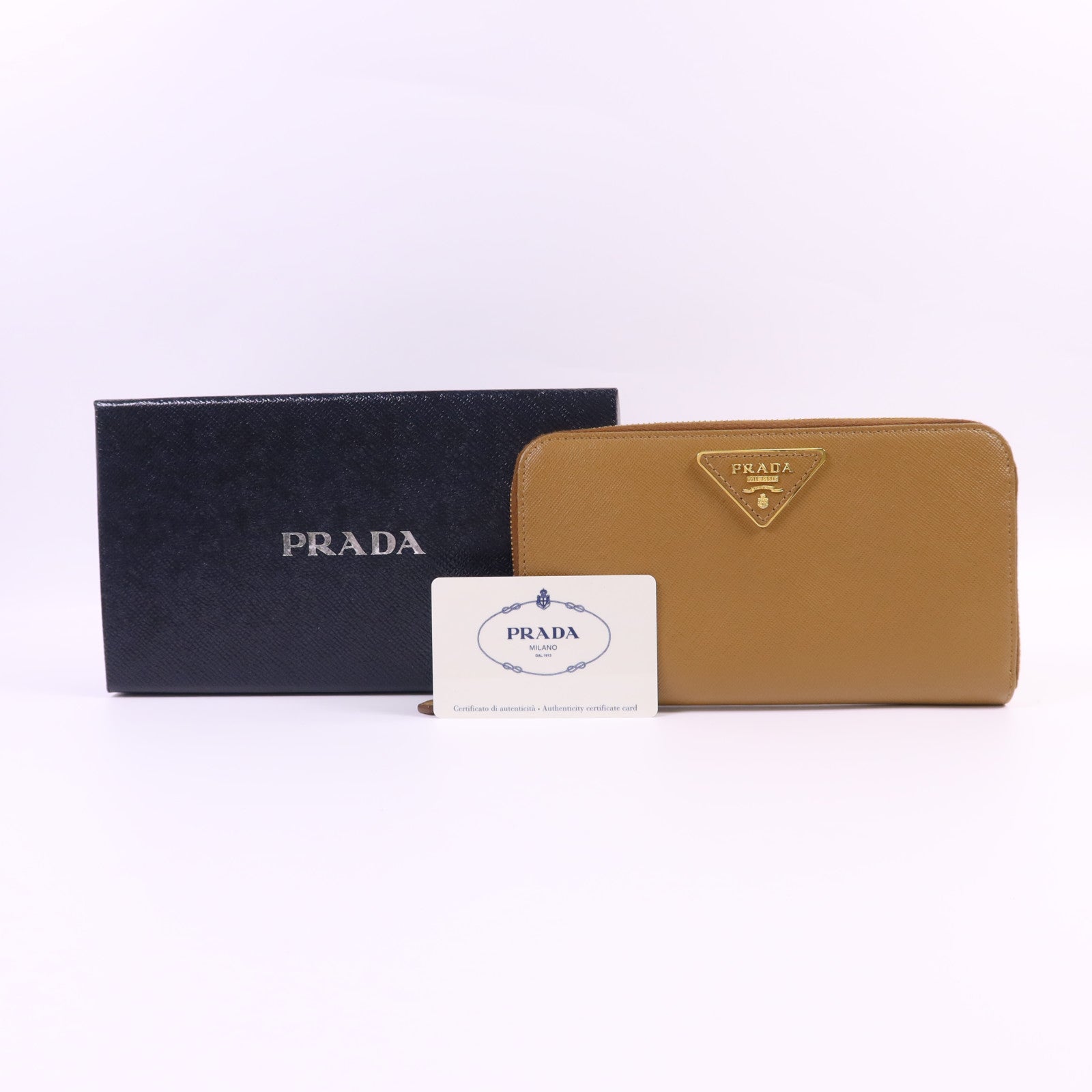 PRADA Saffiano皮革Long Round Wallet金扣長錢包