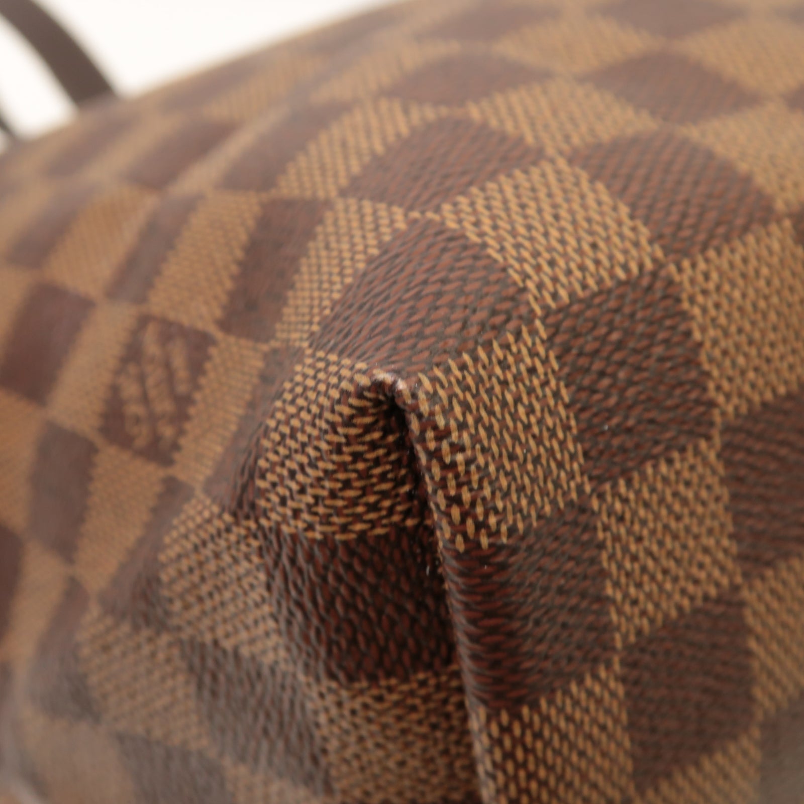 LOUIS VUITTON Damier Lena MM金扣肩背袋啡色