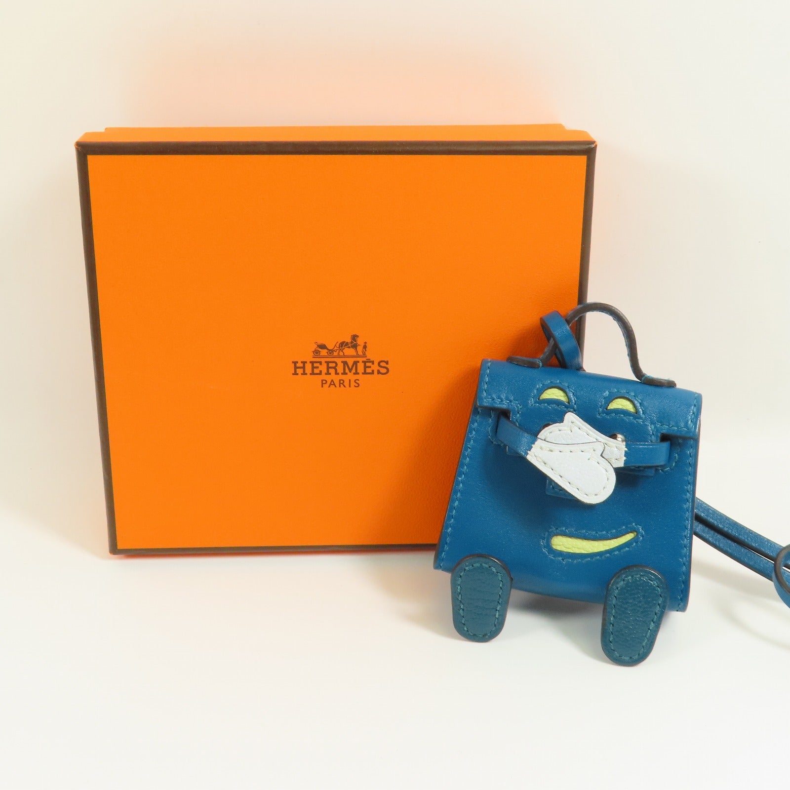 HERMES Tadelakt皮革Kelly Doll Charm銀扣掛飾
