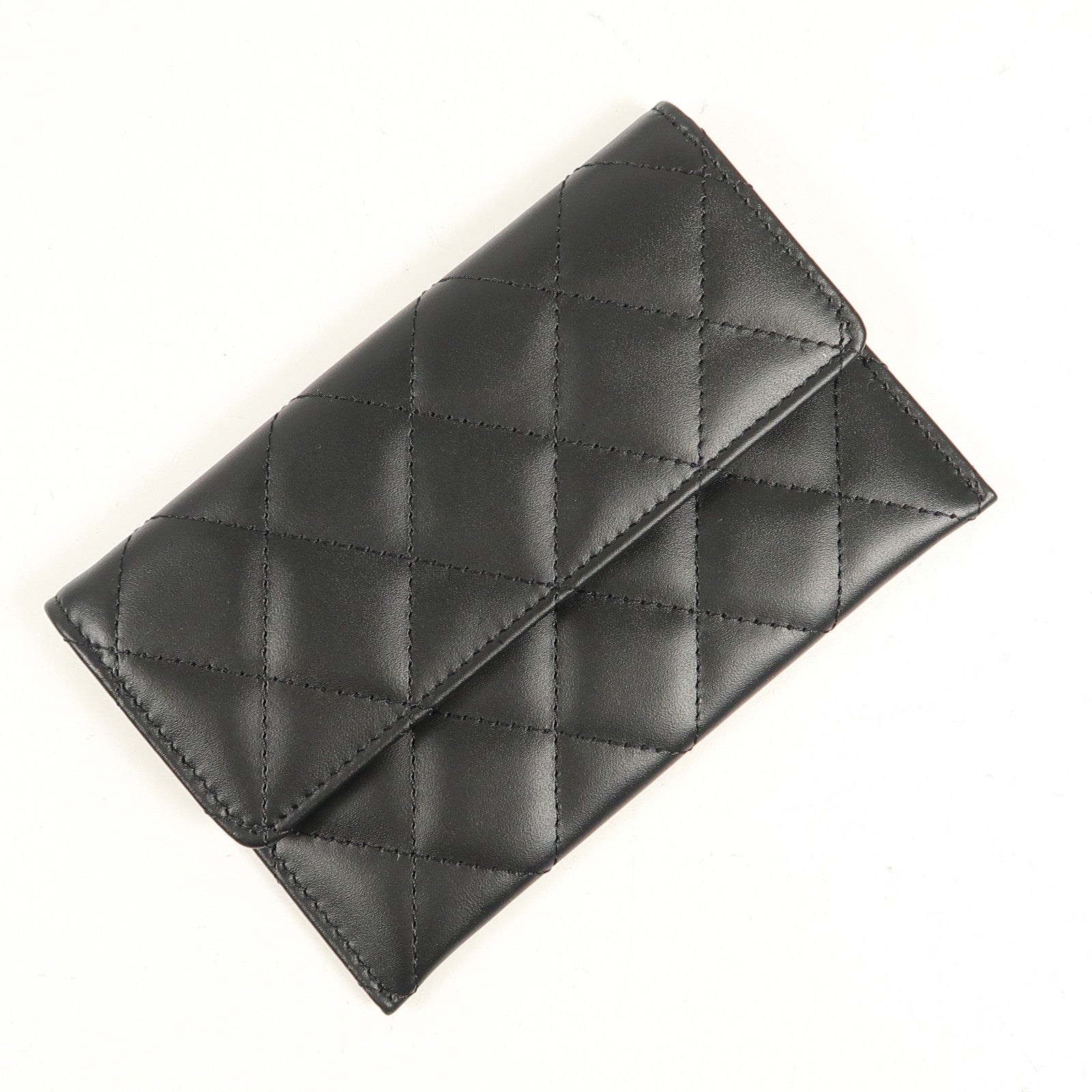 CHANEL 漆皮皮革Shoulder Bag銀扣鏈帶肩背袋