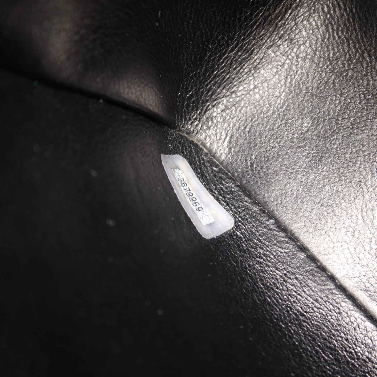 CHANEL 牛皮皮革Vintage Chain Shoulder金扣肩背袋