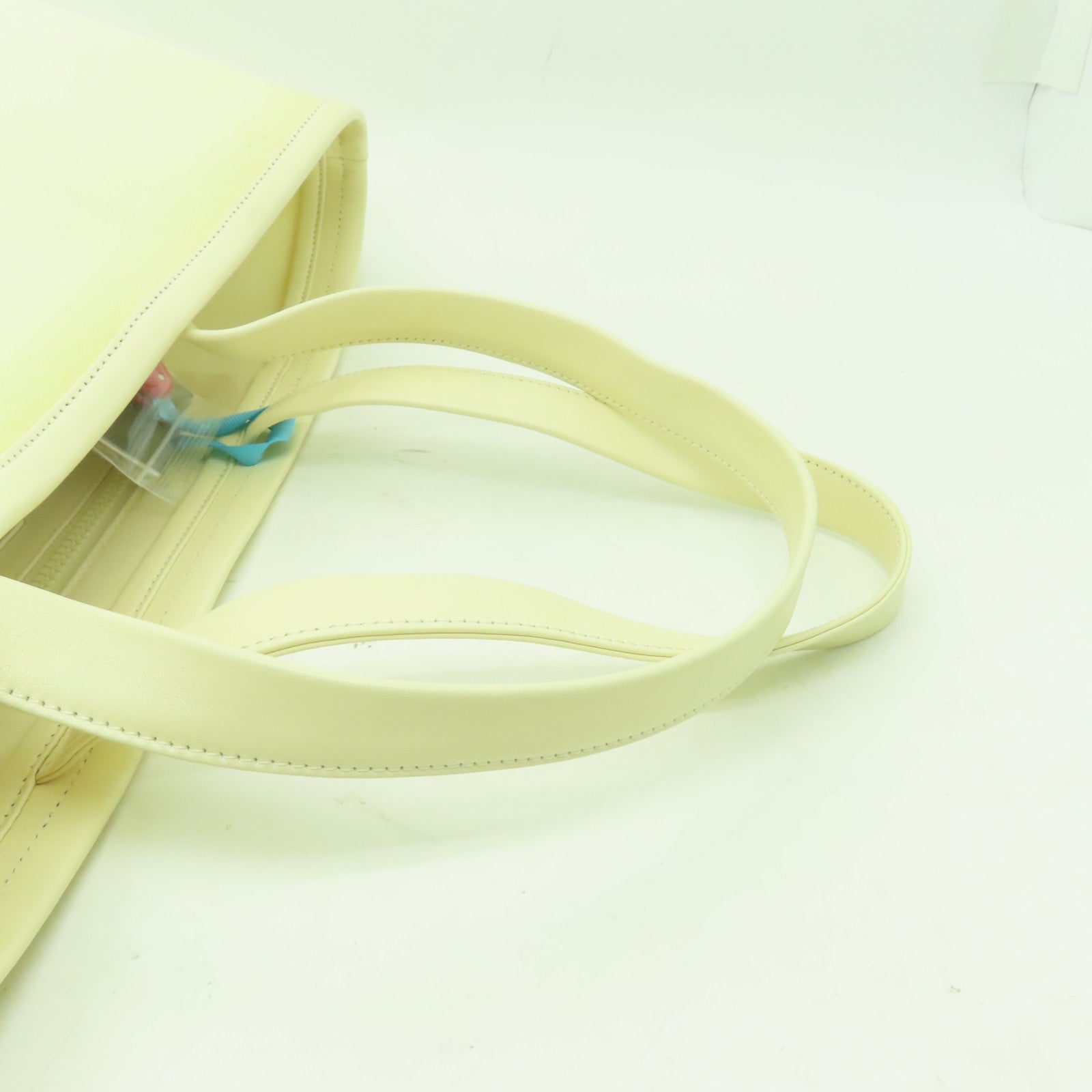 CHANEL **【清倉大減價】塗層帆布Tote Bag手挽袋白色