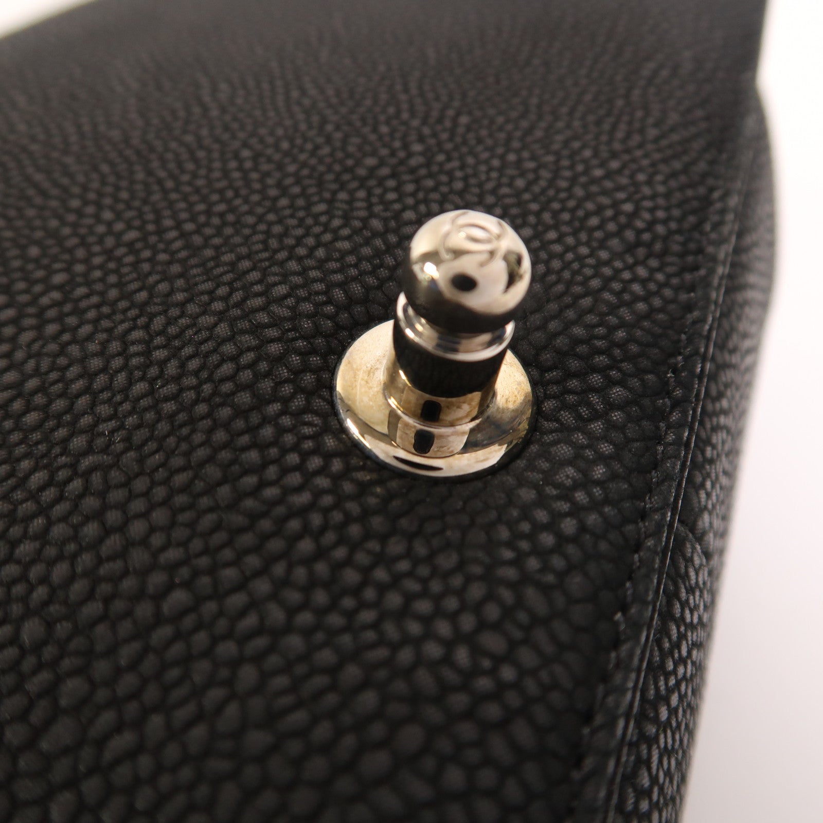 CHANEL 【激減優惠】牛皮皮革Boy 25銀扣鏈帶肩背袋