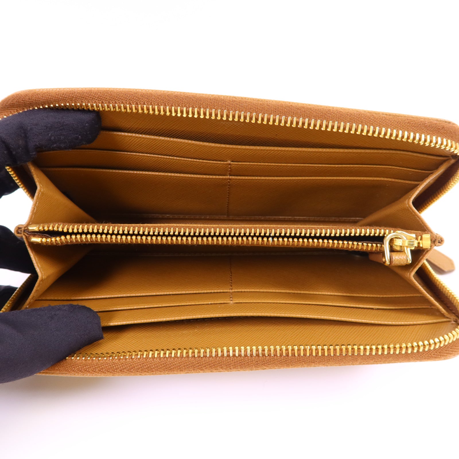 PRADA Saffiano皮革Long Round Wallet金扣長錢包