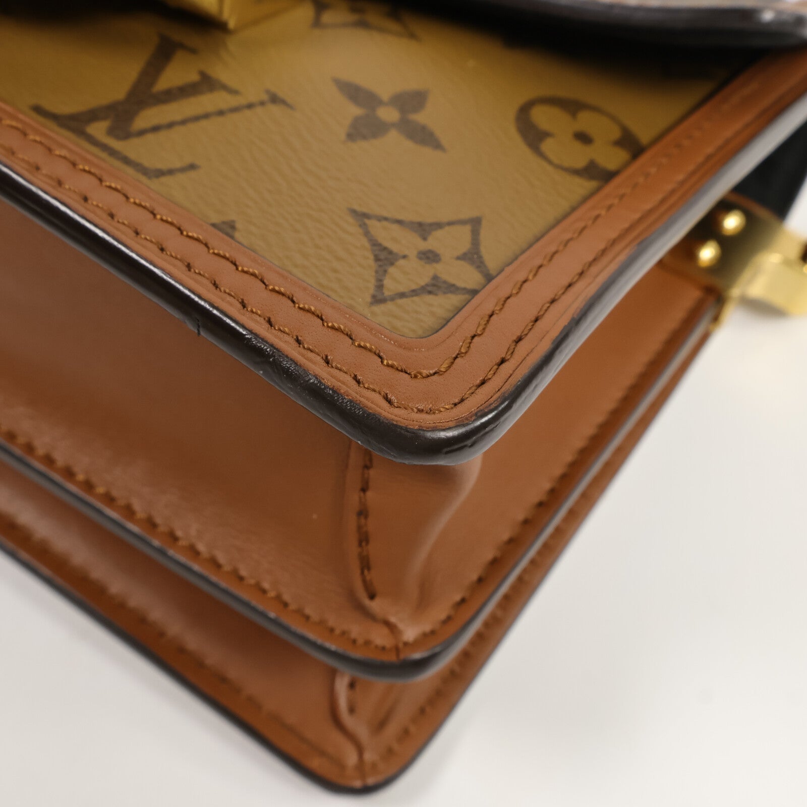 LOUIS VUITTON Monogram Reverse Mini Dauphine肩背袋