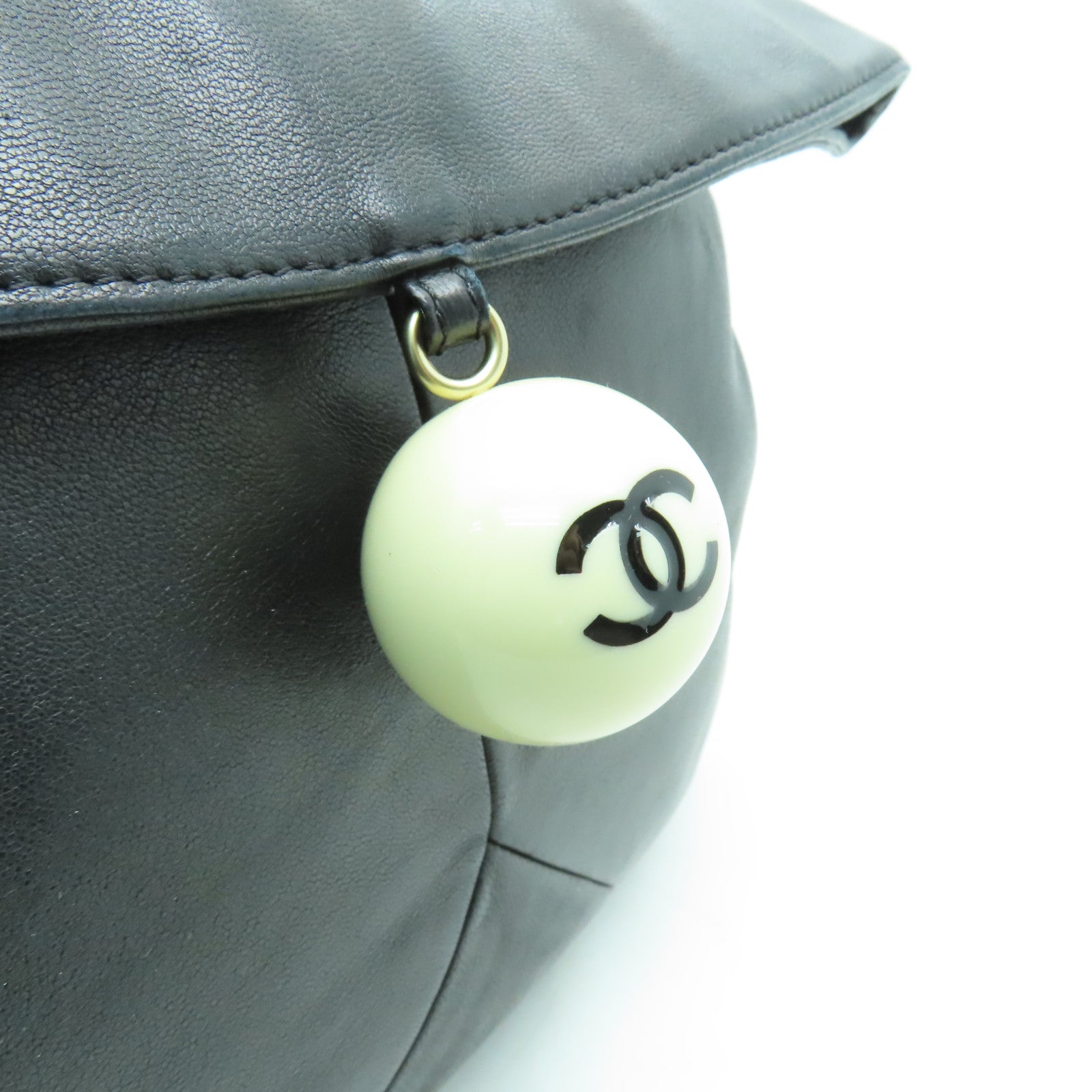 CHANEL 羊皮皮革Chain Shoulder金扣鏈帶肩背袋黑色