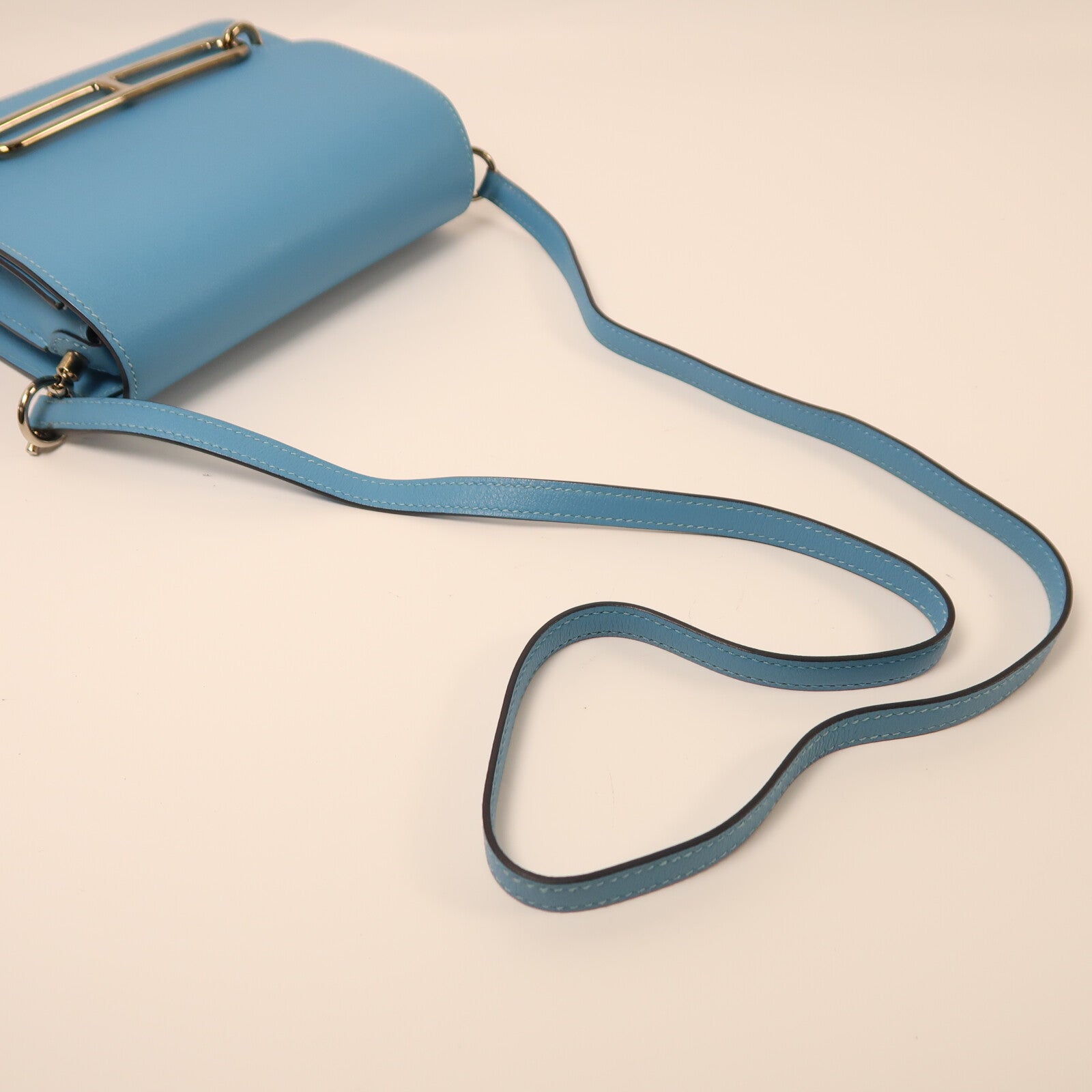 HERMES Evercolor皮革Roulis Mini銀扣肩背袋