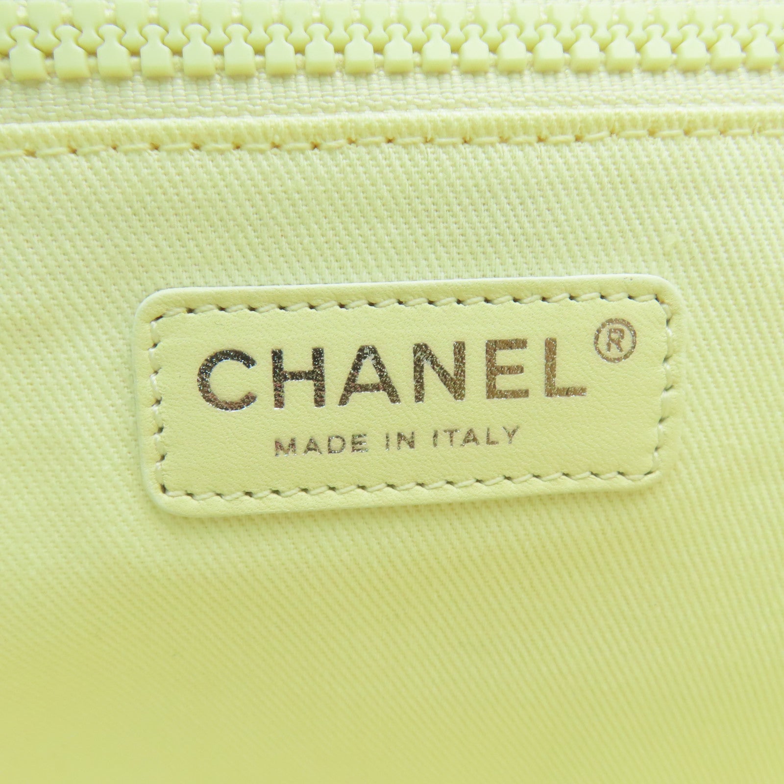 CHANEL **【清倉大減價】塗層帆布Tote Bag手挽袋白色