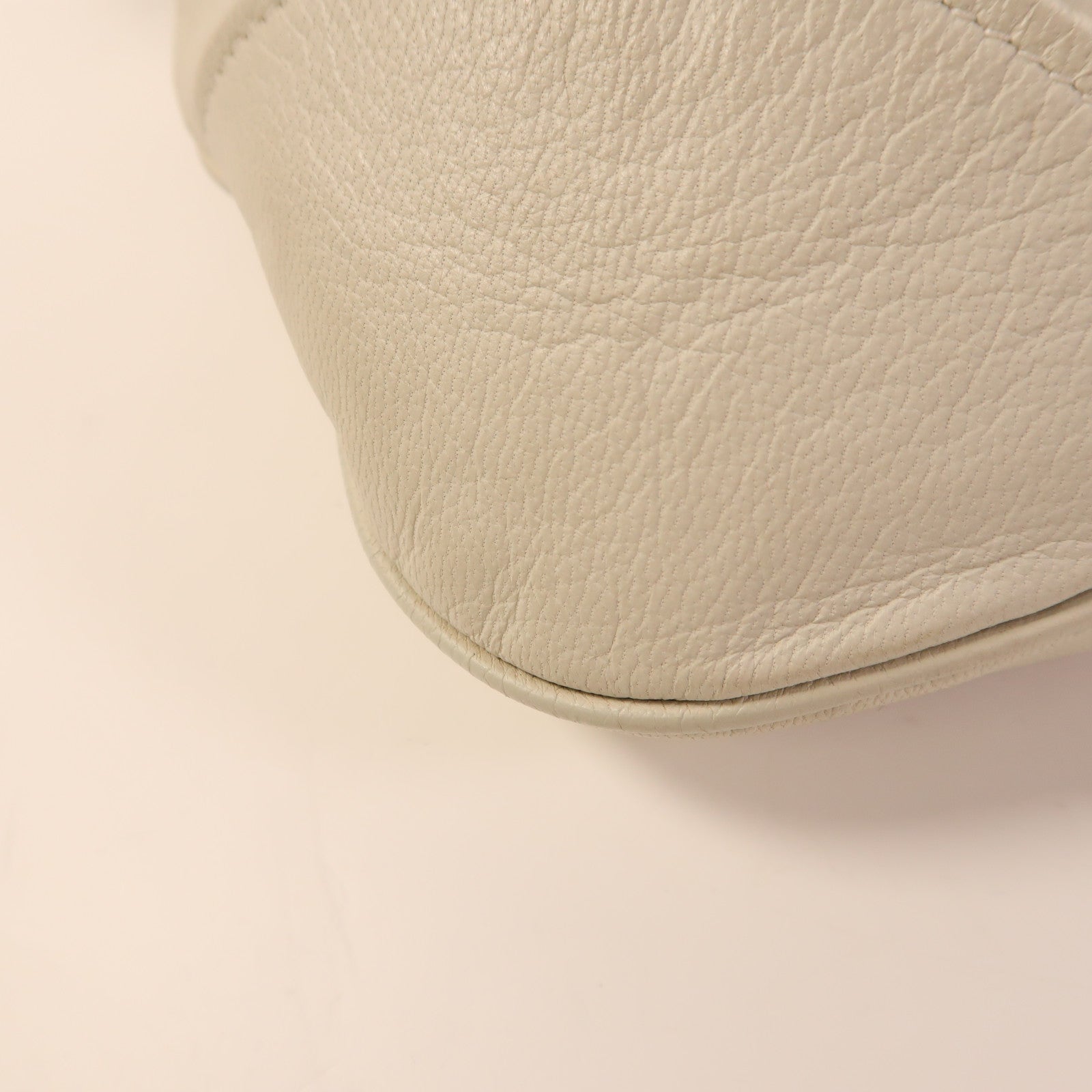 SALVATORE FERRAGAMO SHW Marisa Satchel Shoulder Bag Calfskin Leather Off White