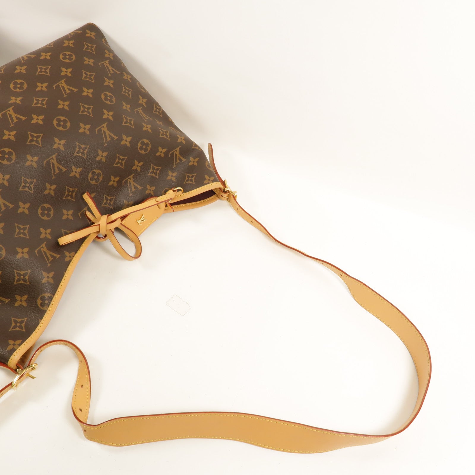 LOUIS VUITTON Monogram Carry All MM金扣肩背袋
