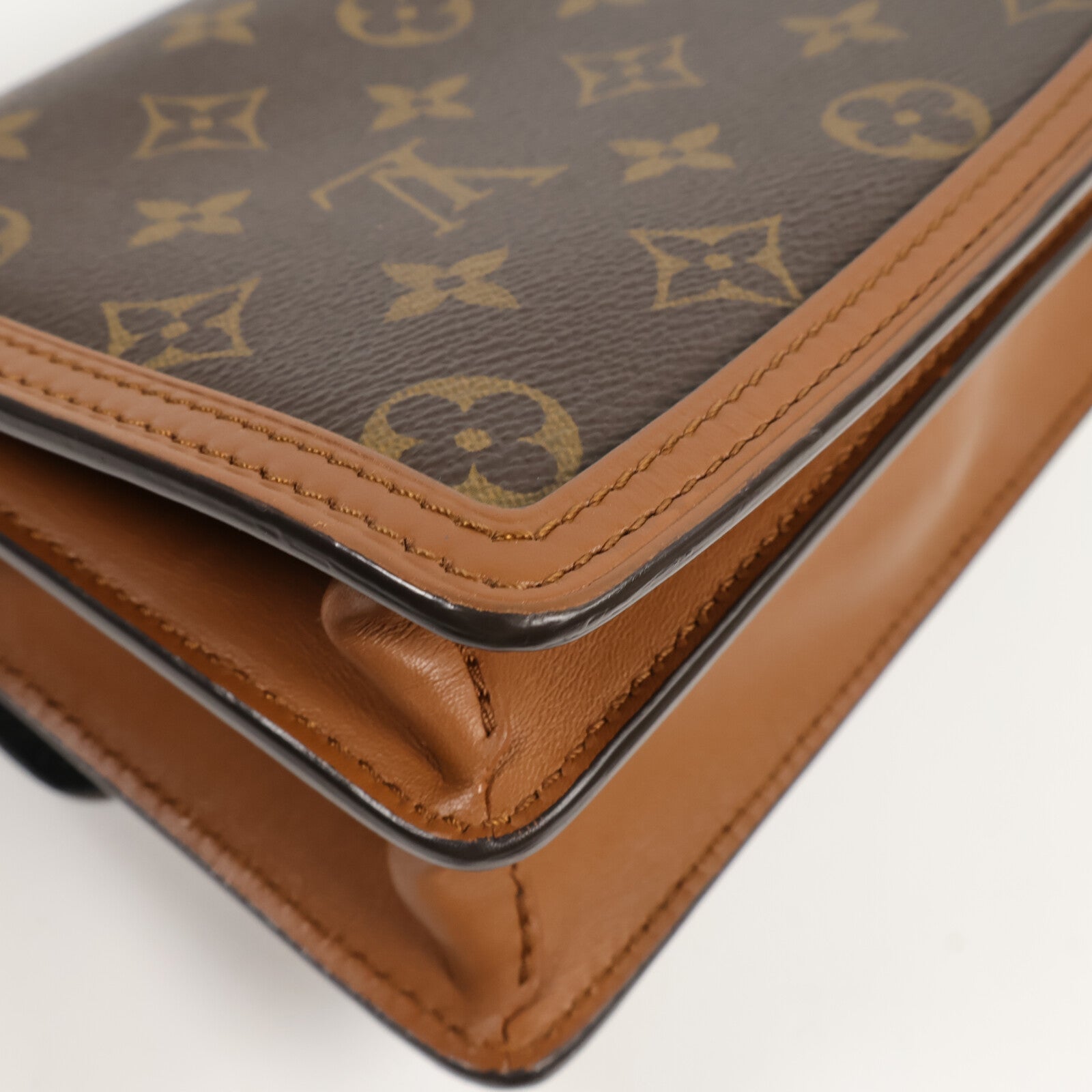 LOUIS VUITTON Monogram Reverse Mini Dauphine肩背袋