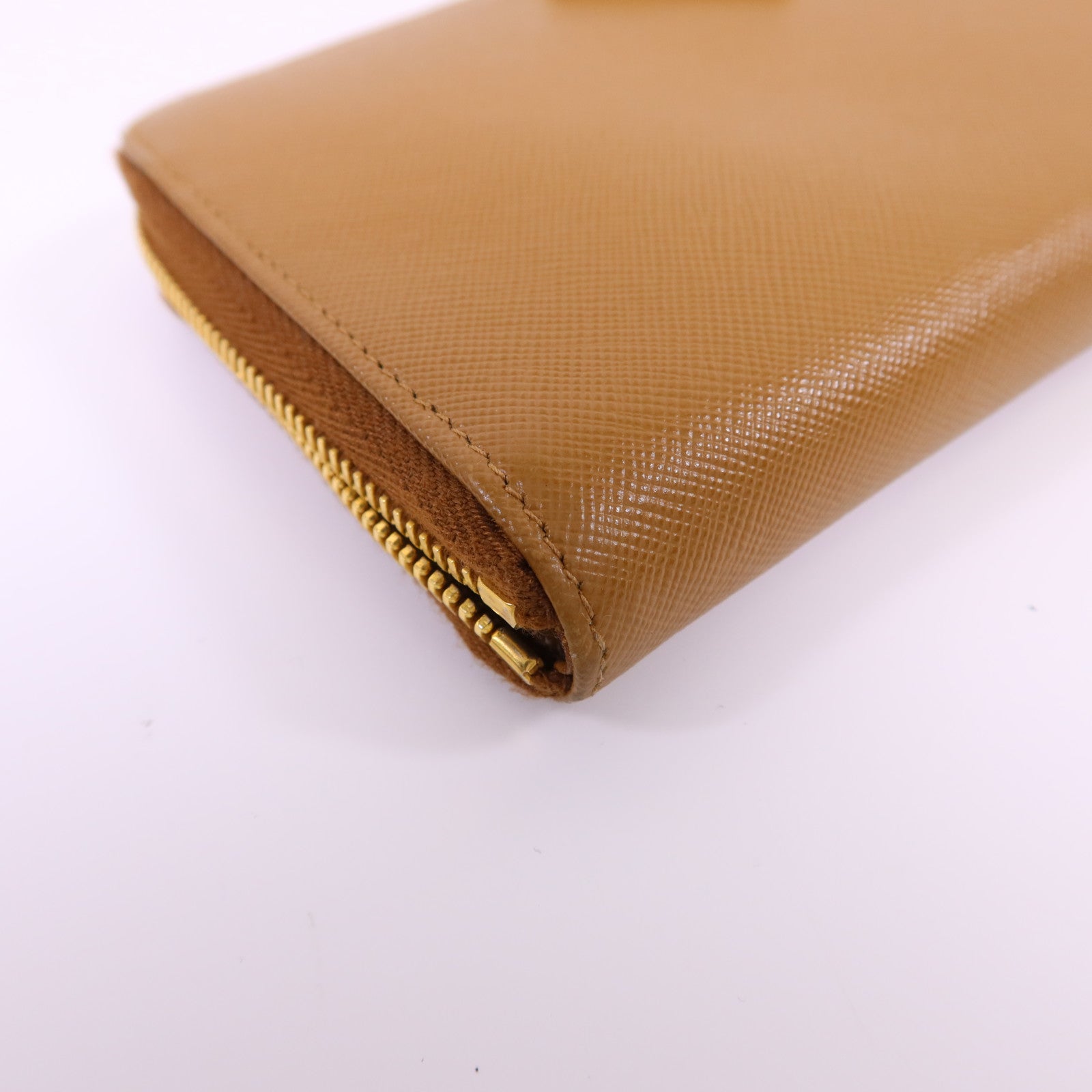 PRADA Saffiano皮革Long Round Wallet金扣長錢包