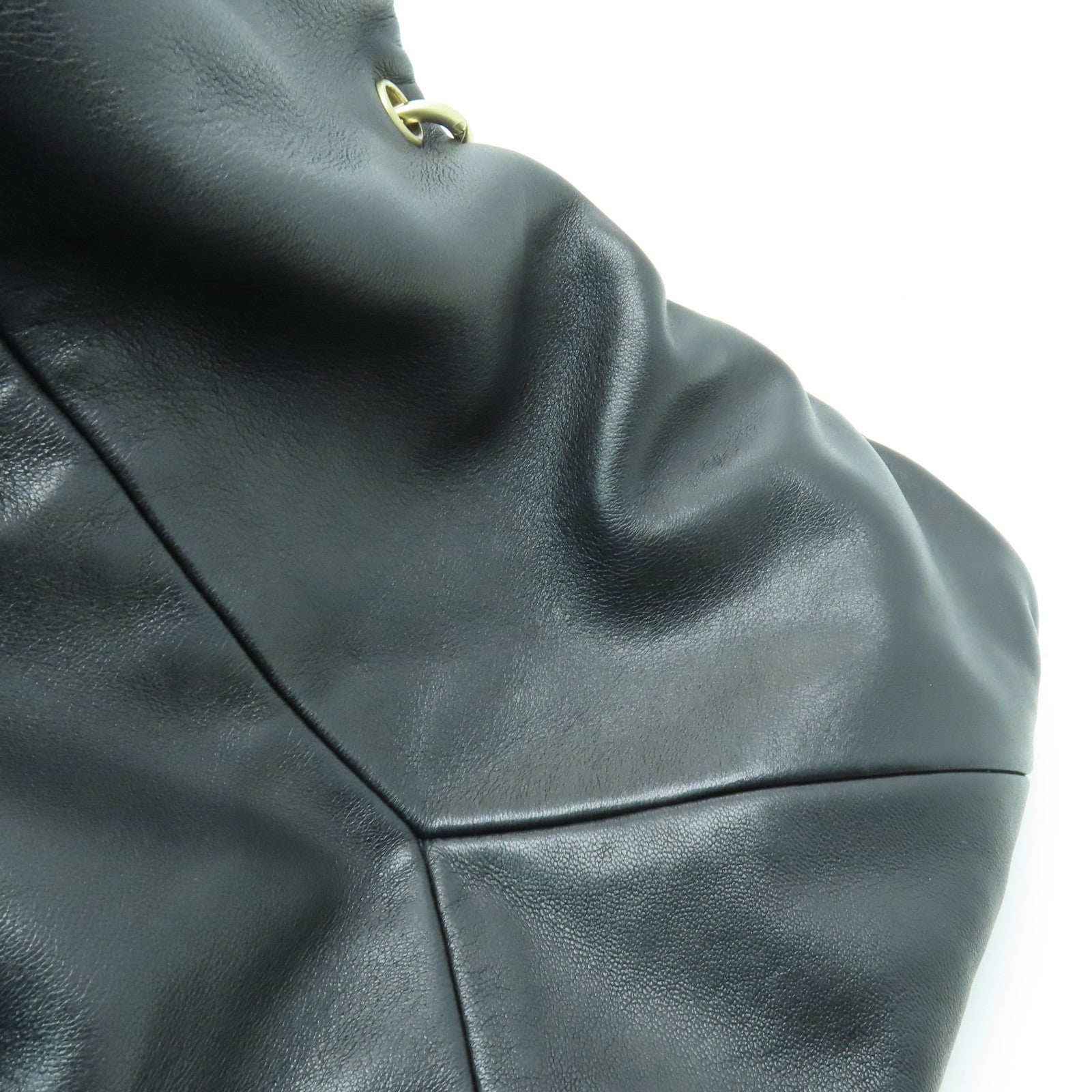 CHANEL 羊皮皮革Chain Shoulder金扣鏈帶肩背袋黑色