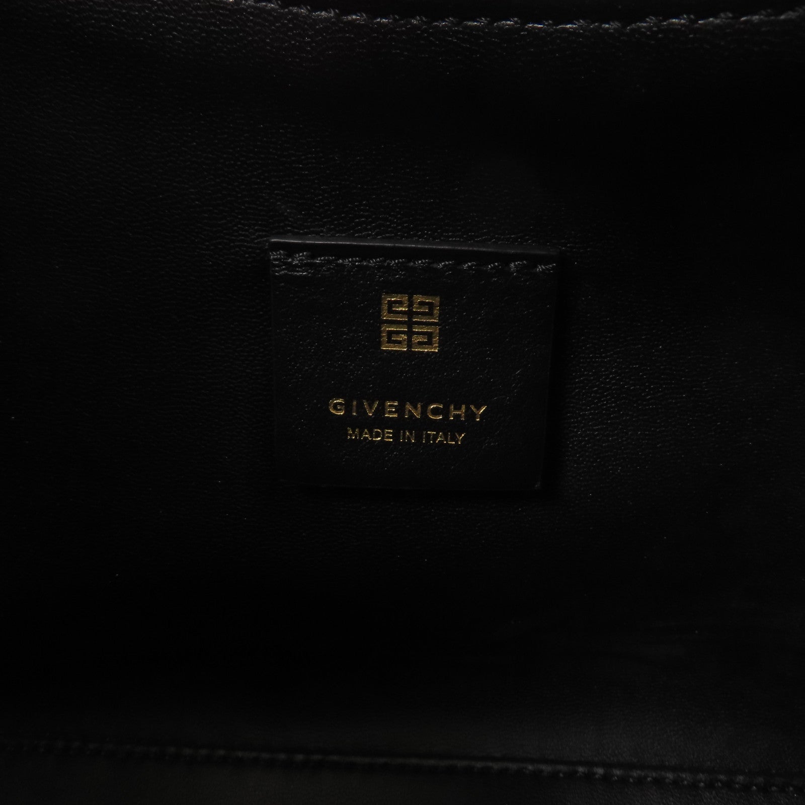 GIVENCHY 牛皮皮革Small Moon Cut Out Bag金扣肩背袋