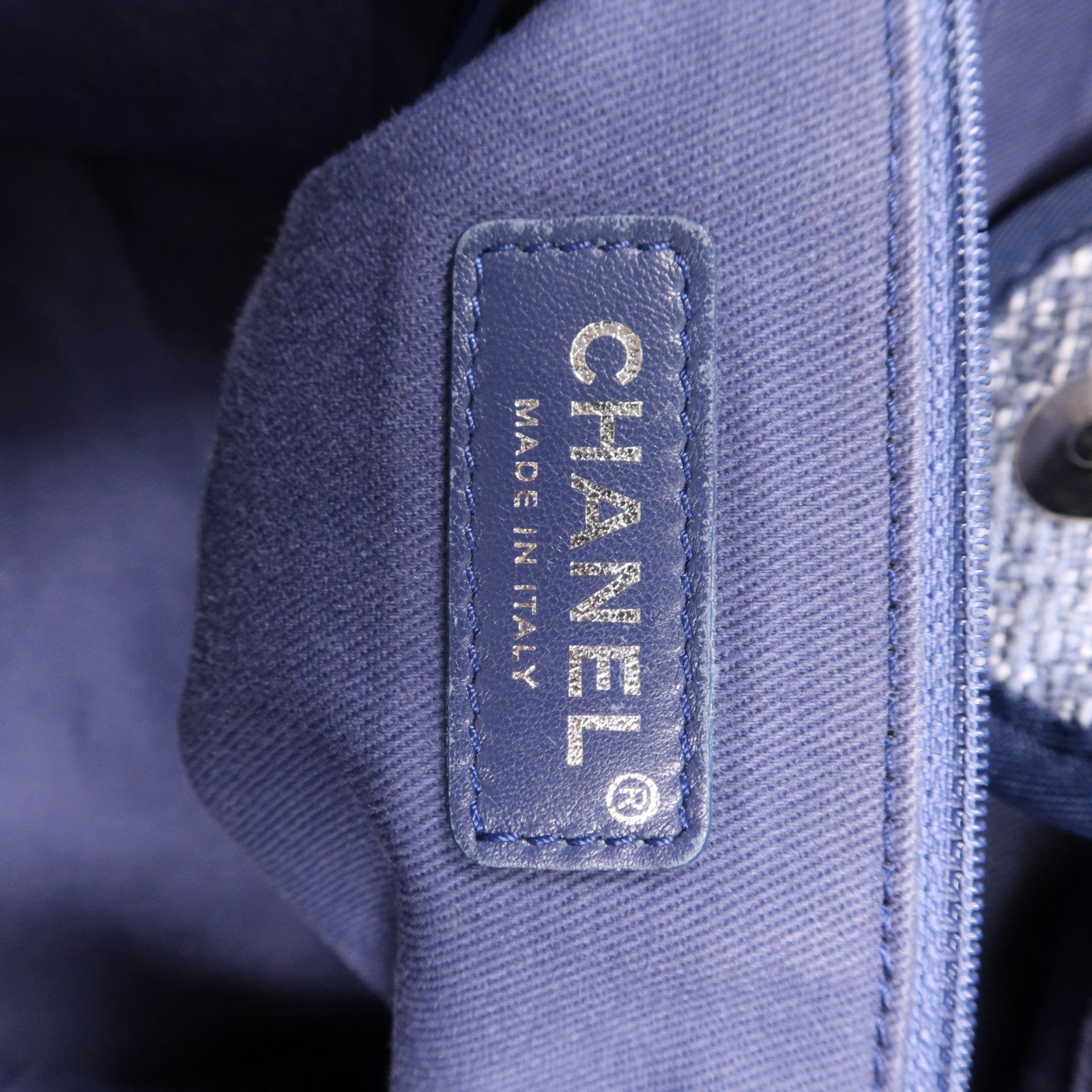 CHANEL 帆布Deauville Tote Bag銀扣鏈帶手挽肩背兩用袋