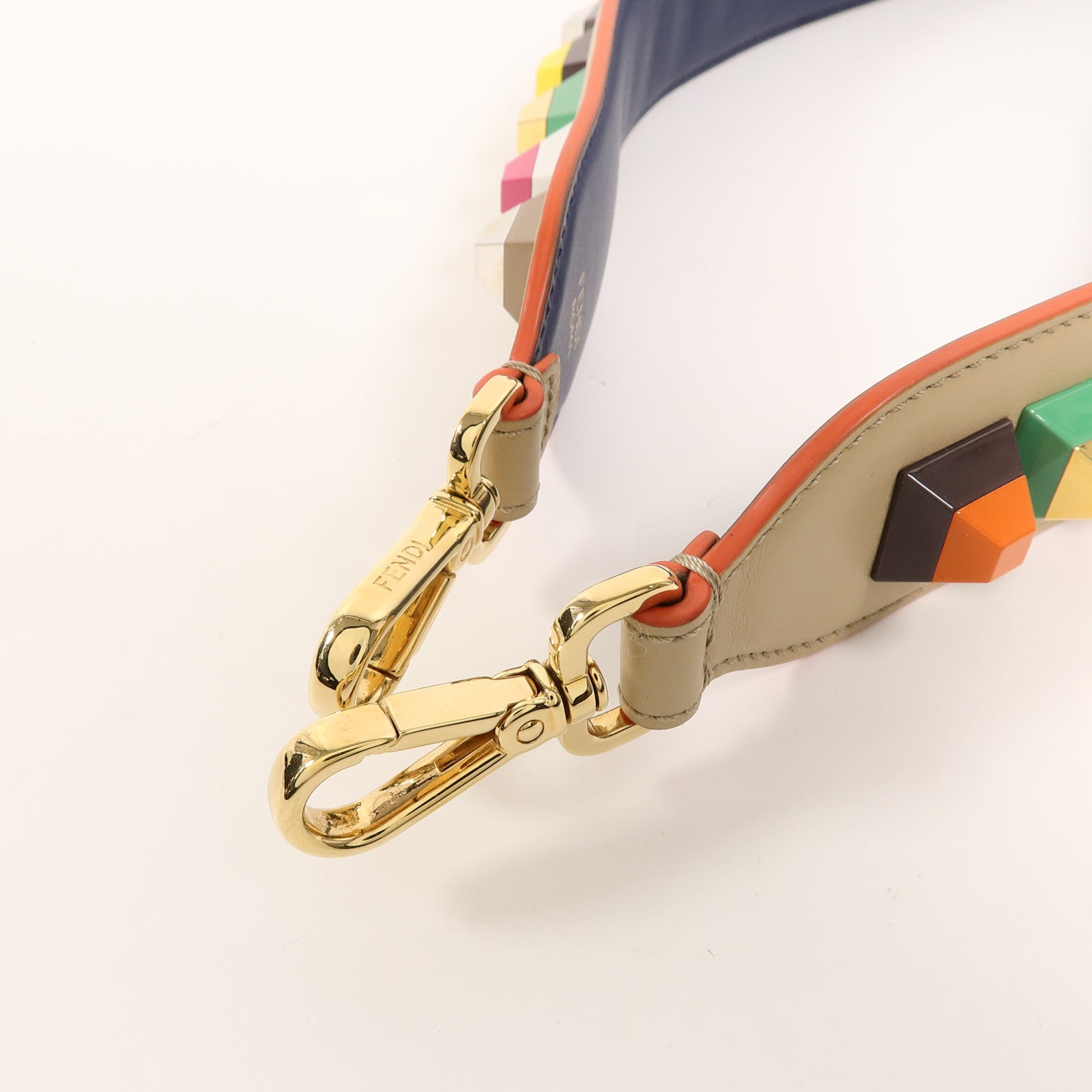 FENDI 牛皮皮革Strap You Strap肩背帶