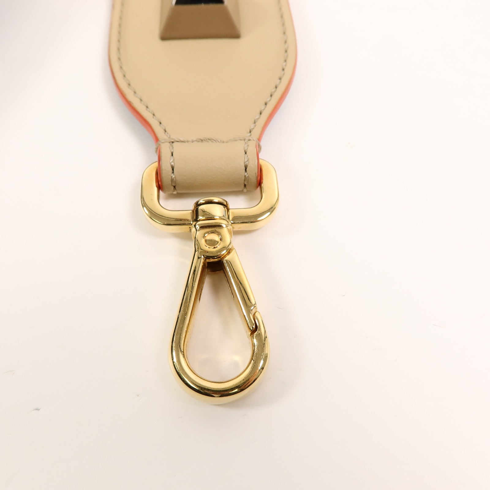 FENDI 牛皮皮革Strap You Strap肩背帶