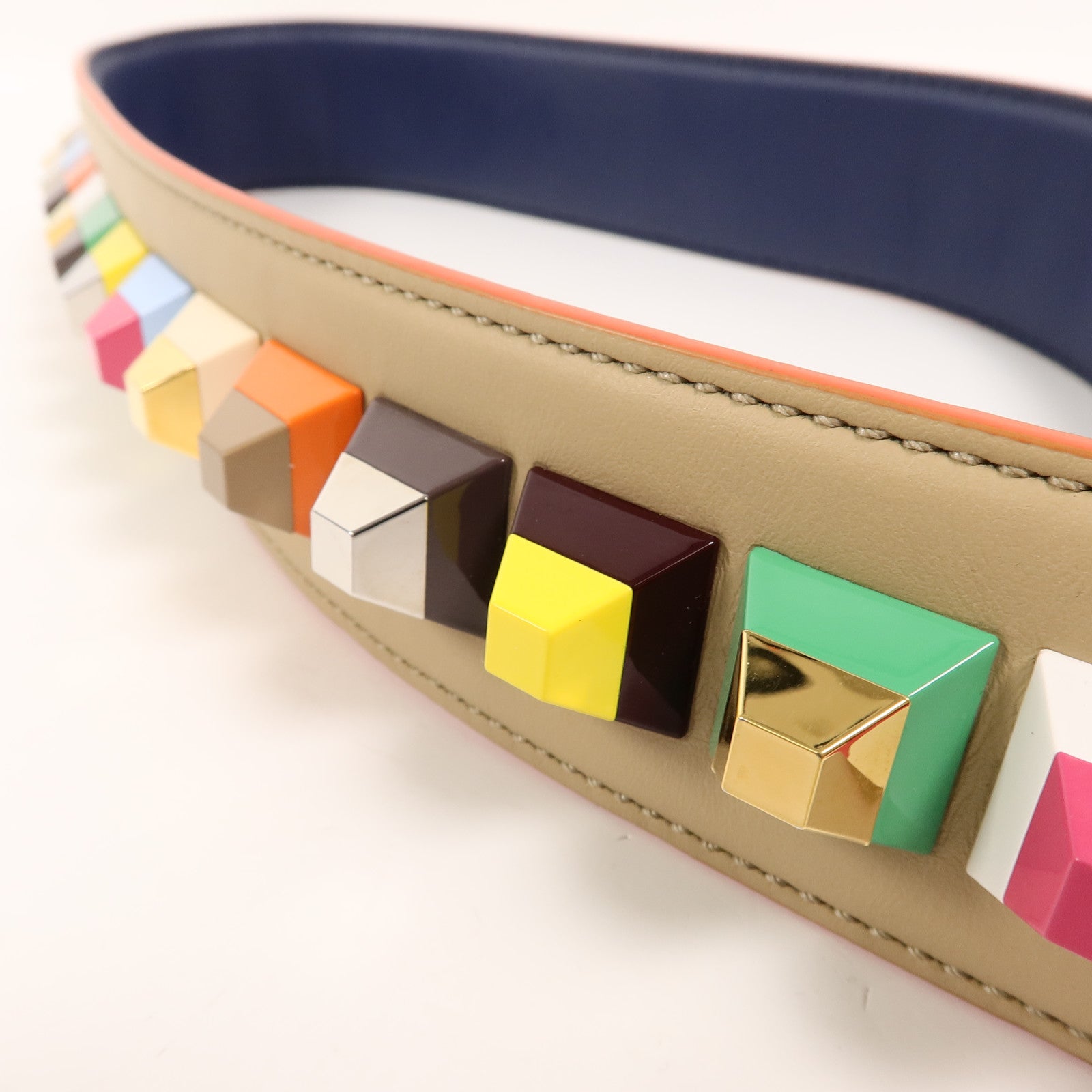 FENDI 牛皮皮革Strap You Strap肩背帶