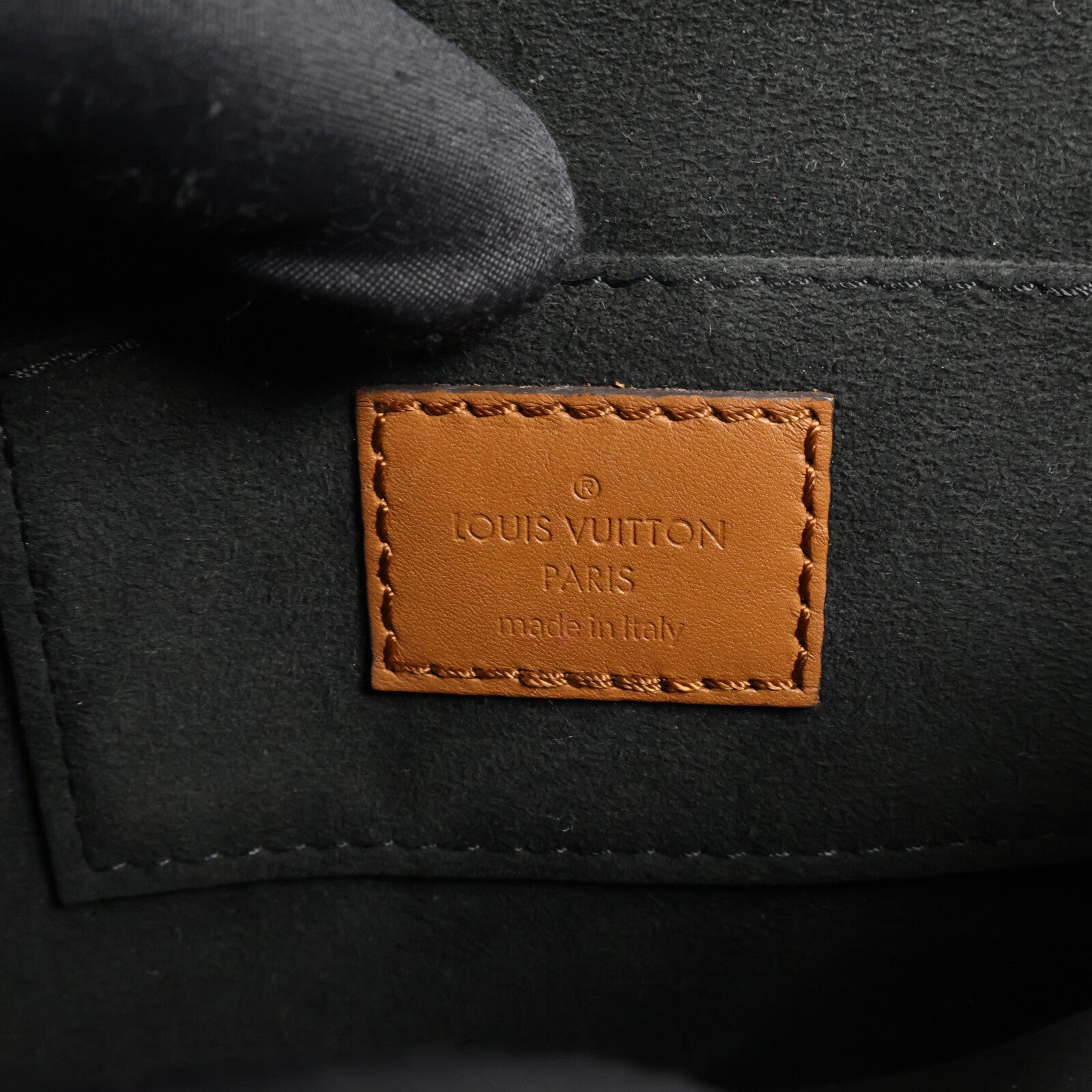 LOUIS VUITTON Monogram Reverse Mini Dauphine肩背袋