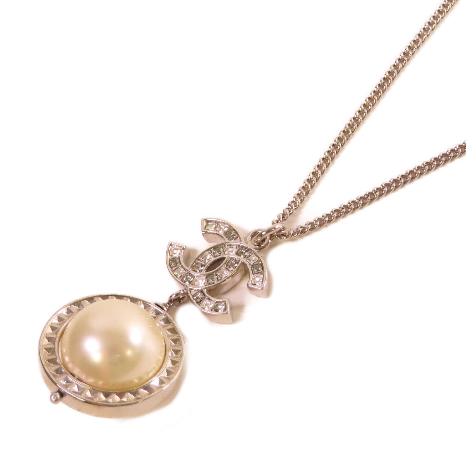 CHANEL 【激減優惠】仿珍珠/金屬CC Necklace項鏈珍珠色/銀色