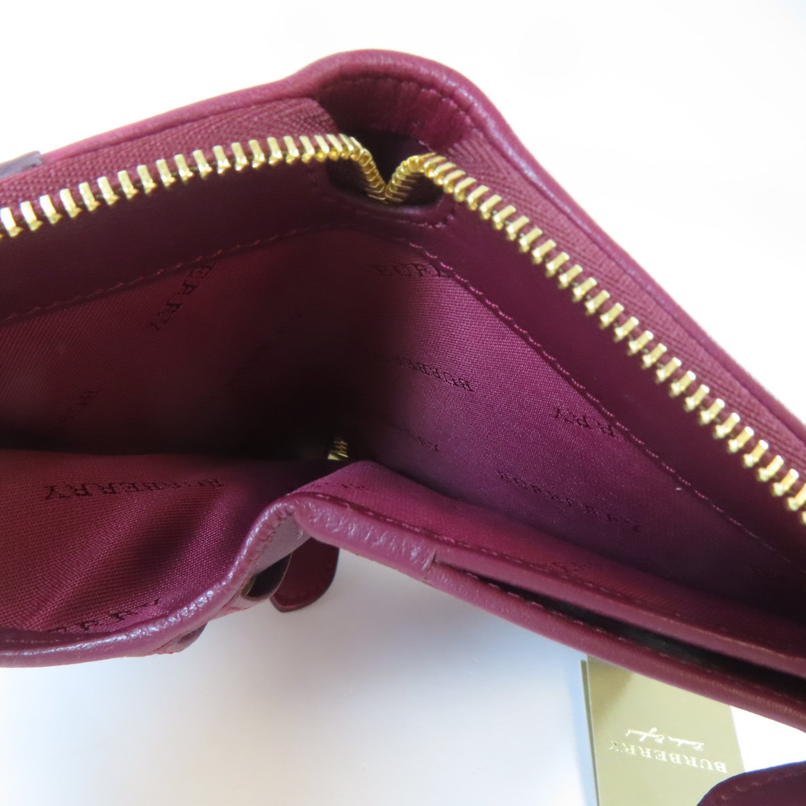 BURBERRY 帆布Zipper Wallet金扣錢包紅色