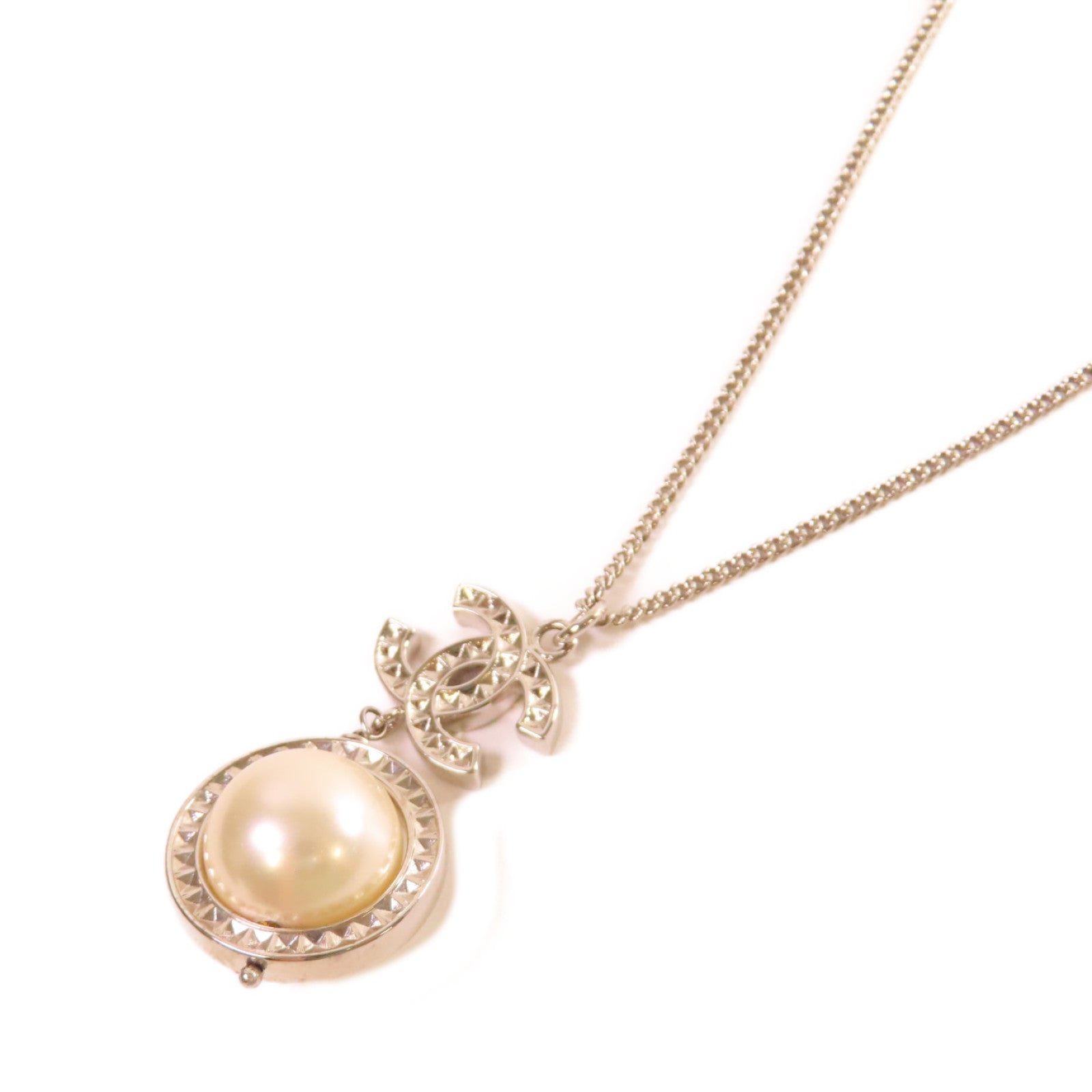 CHANEL 【激減優惠】仿珍珠/金屬CC Necklace項鏈珍珠色/銀色