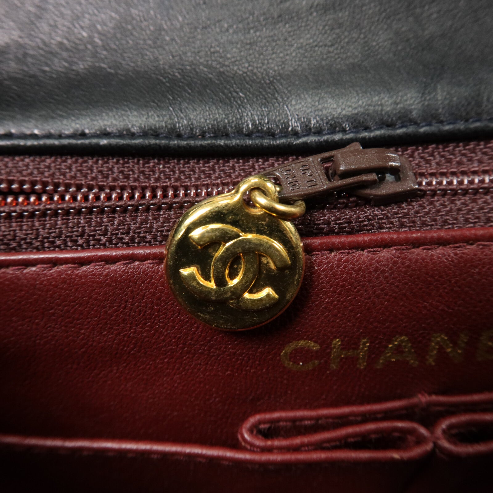 CHANEL 羊皮皮革Vintage Flap Bag鏈帶肩背袋