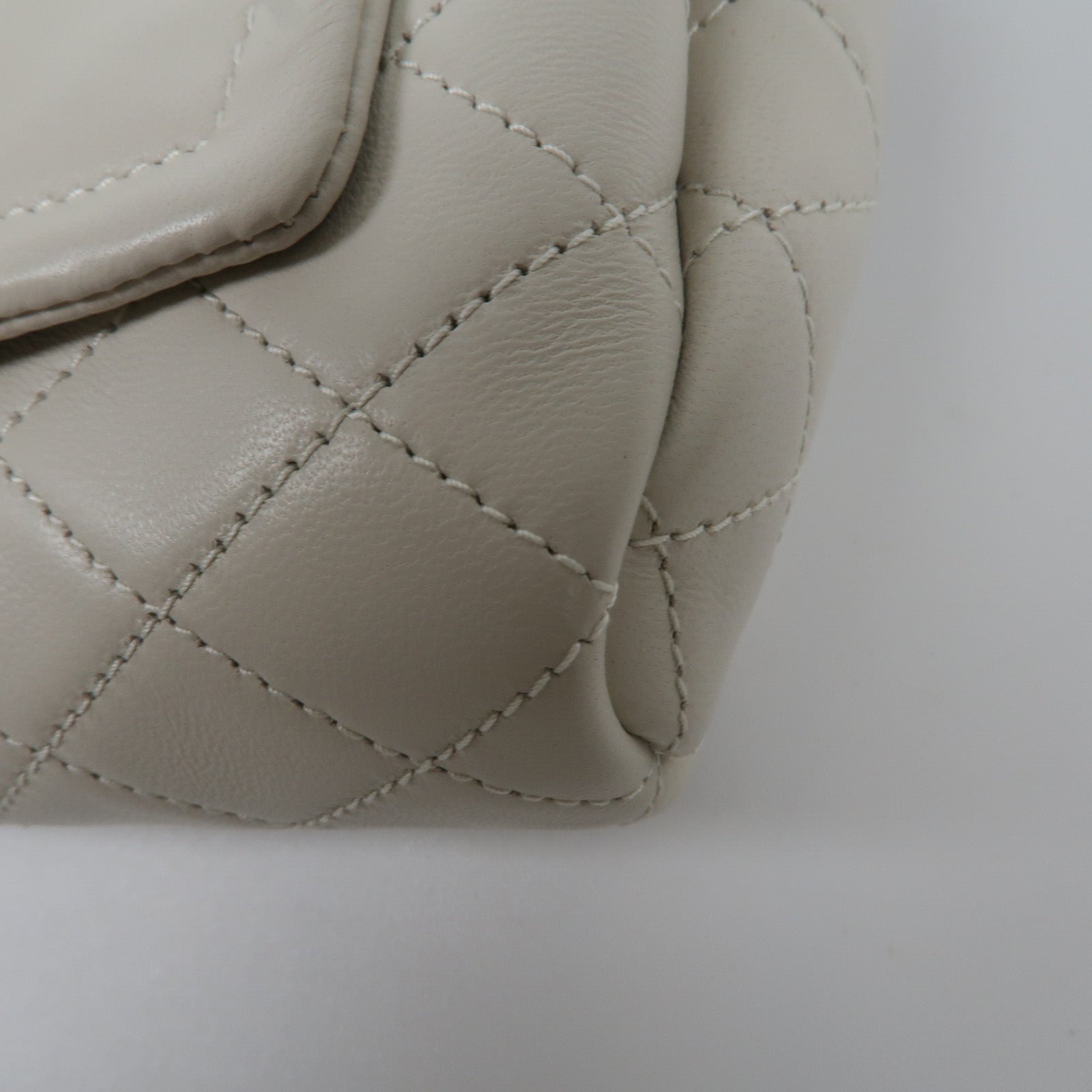 SAINT LAURENT 羊皮皮革Mini Nolita鏈帶肩背袋