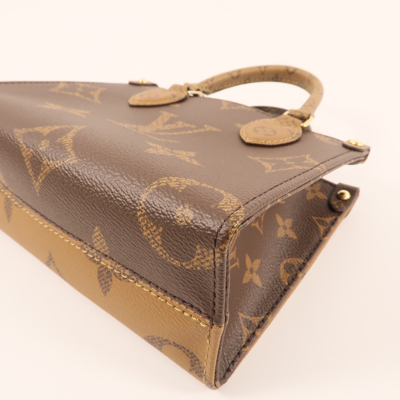 LOUIS VUITTON Monogram On The Go BB金扣手挽肩背兩用袋