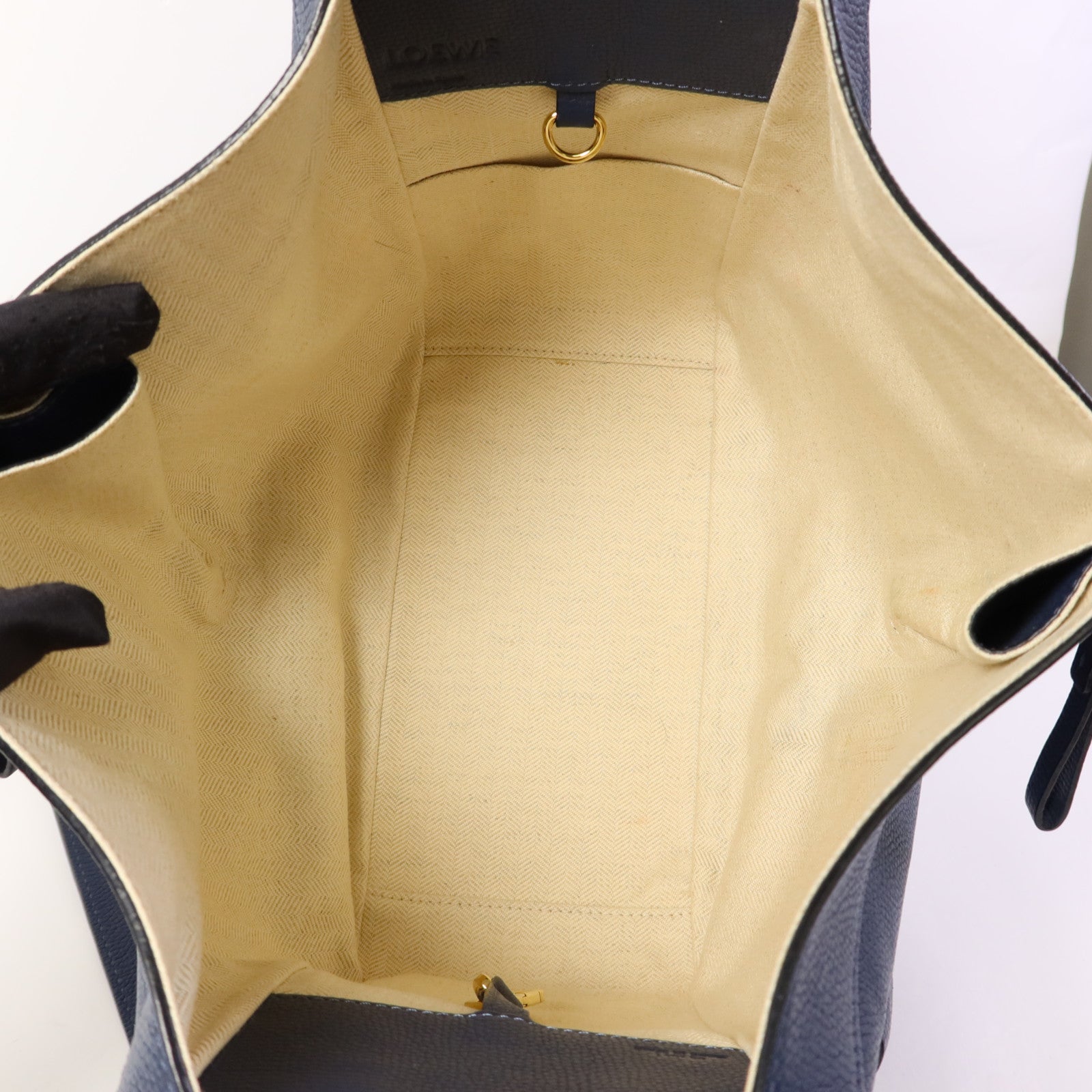 LOEWE 牛皮皮革Compact Hammock金扣手挽肩背兩用袋