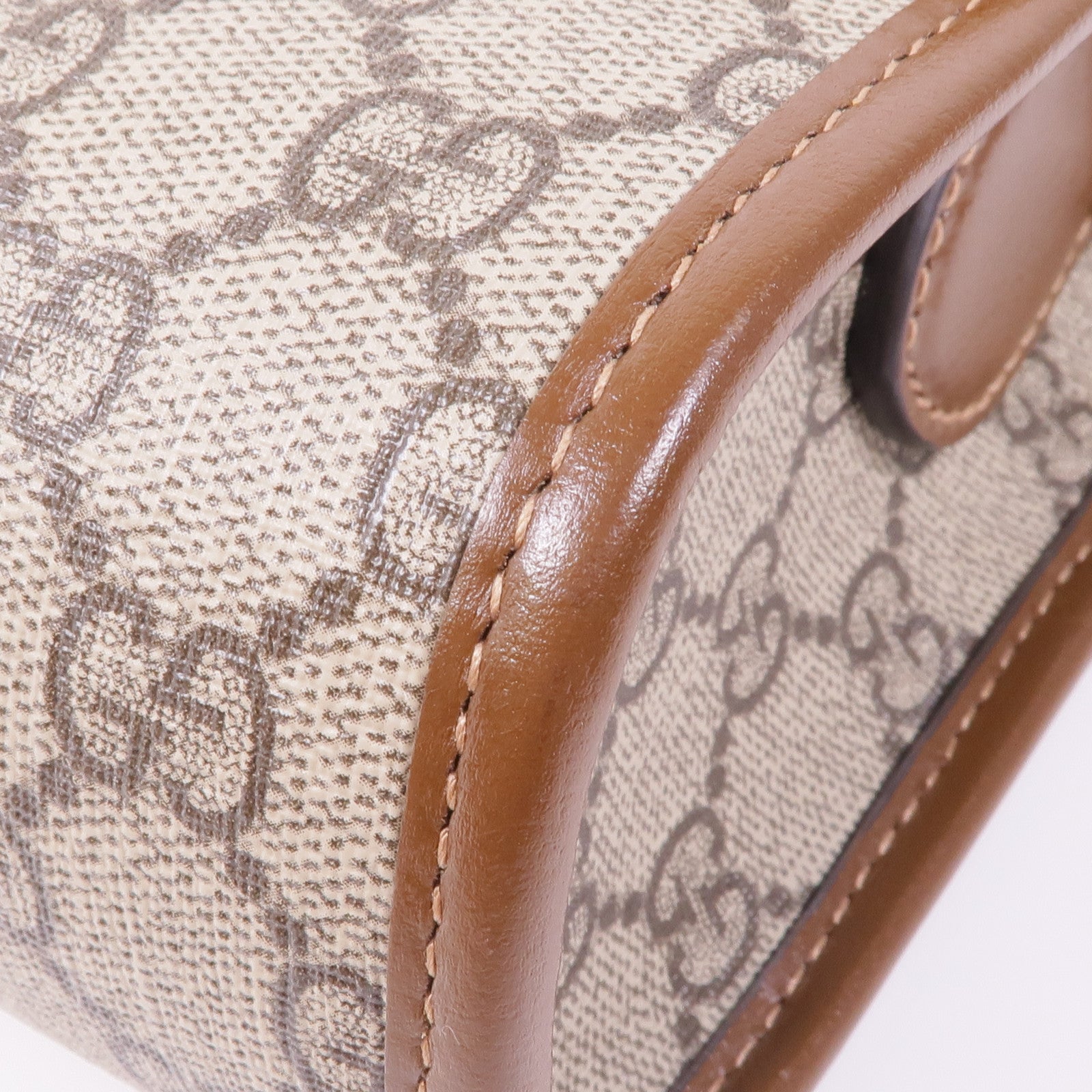 GUCCI 塗層帆布GG Supreme Interlocking金扣肩背袋