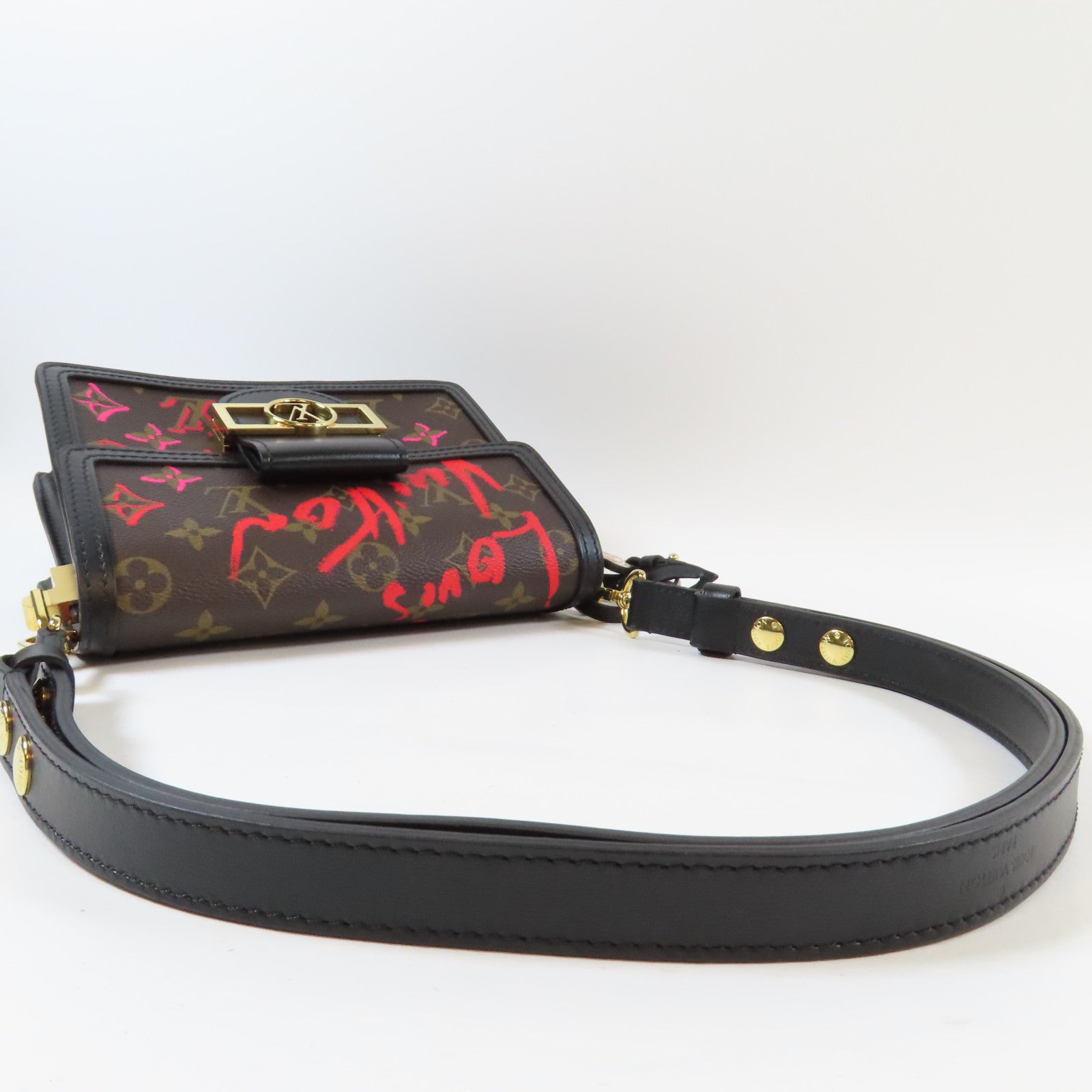 LOUIS VUITTON 【激減優惠】Monogram Fall In Love Dauphine金扣肩背袋黑色