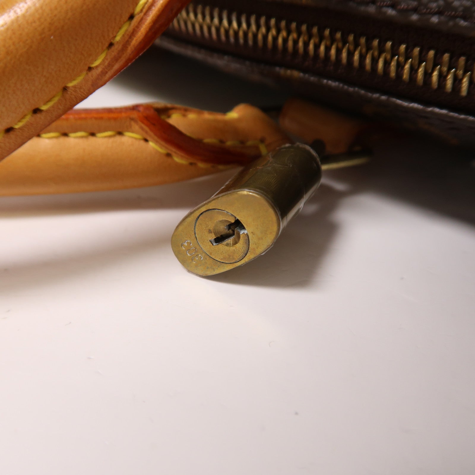 LOUIS VUITTON Monogram Speedy 30金扣手挽袋