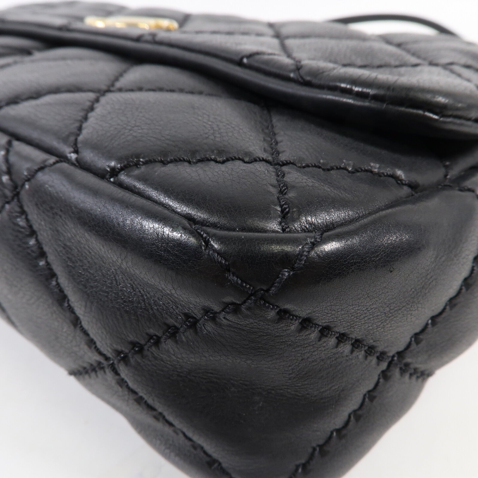 CHANEL 牛皮皮革Chain Shoulder金扣鏈帶肩背袋