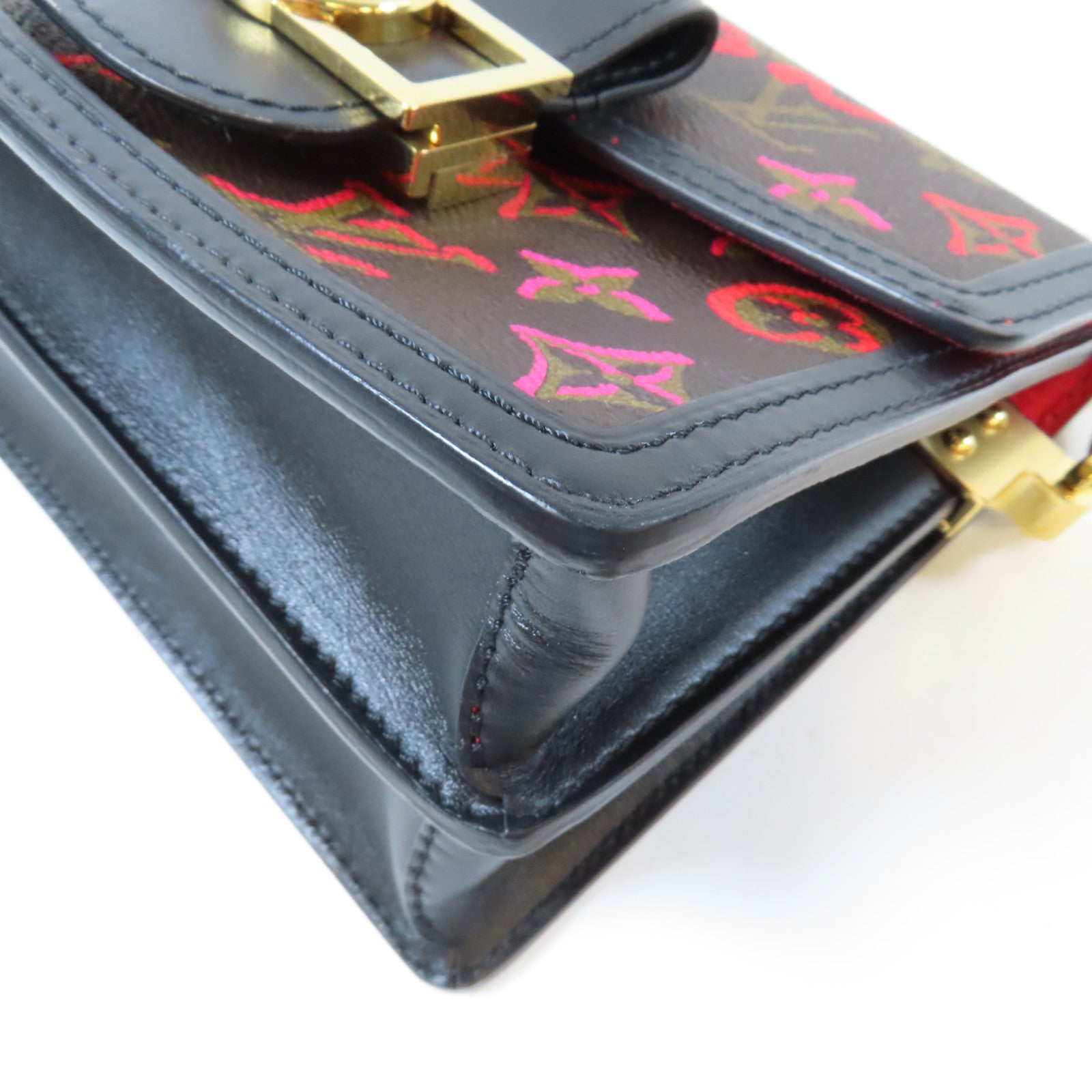 LOUIS VUITTON 【激減優惠】Monogram Fall In Love Dauphine金扣肩背袋黑色