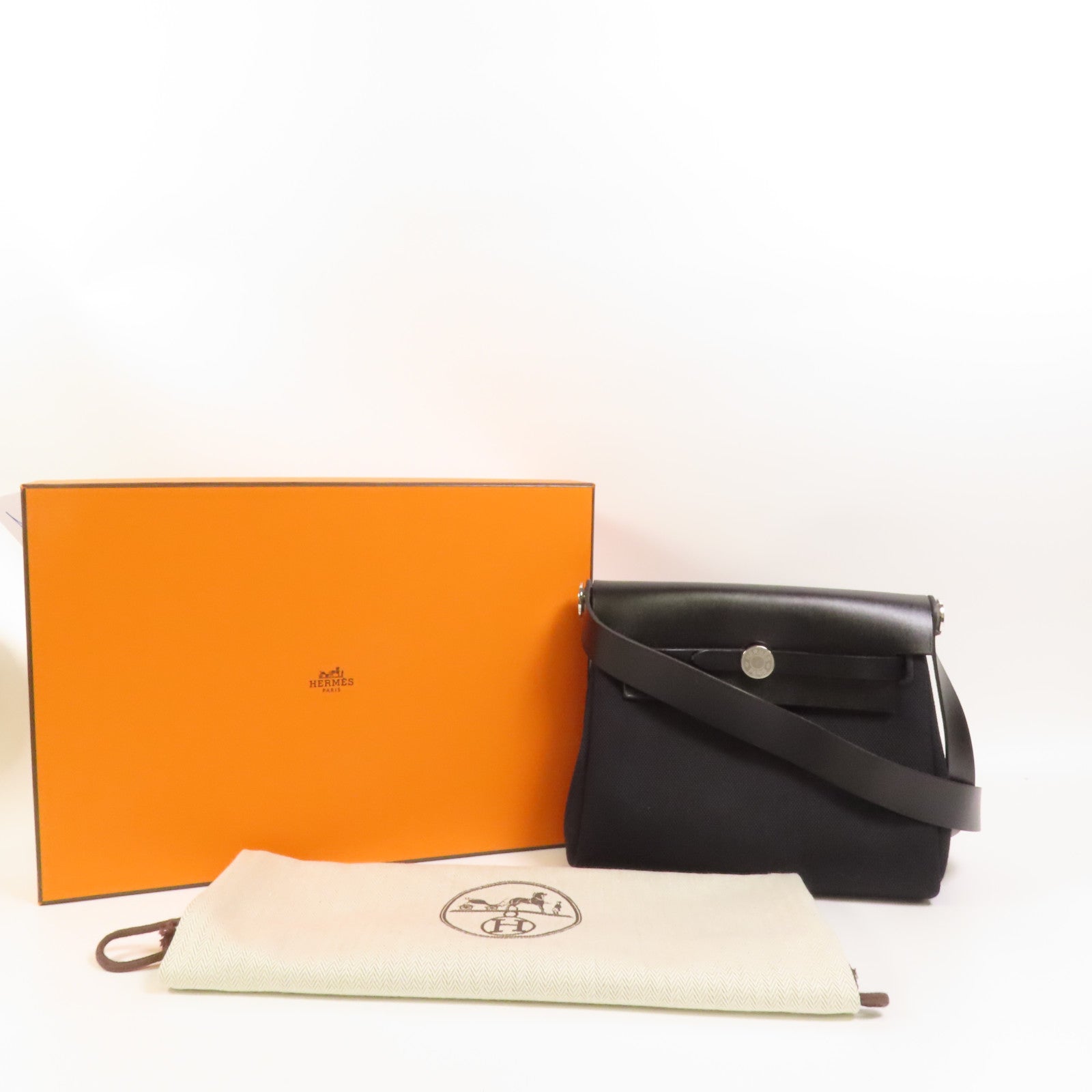 HERMES 帆布Mini Herbag銀扣肩背袋Noir