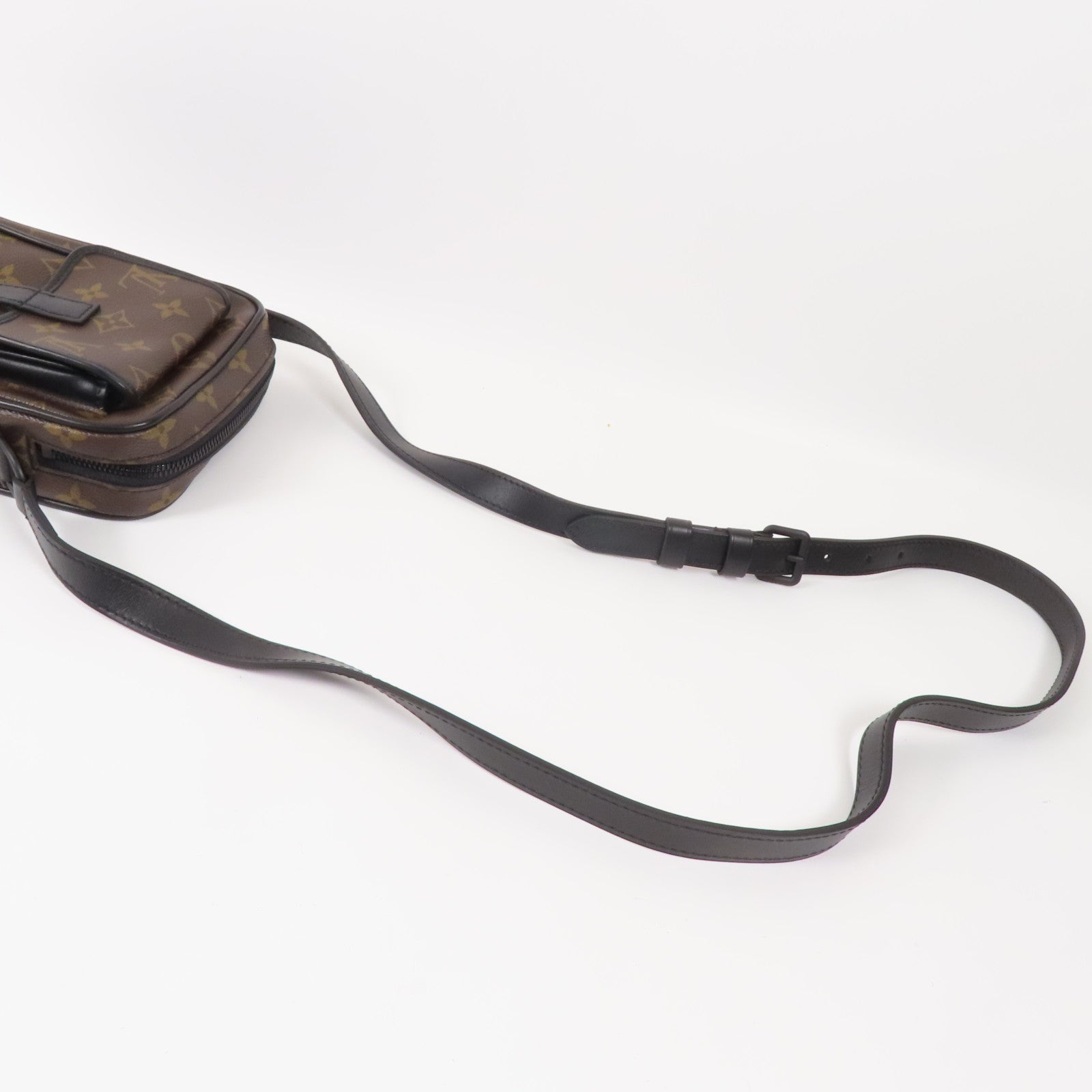 LOUIS VUITTON Monogram Macassar Christopher Wearable Wallet肩背袋