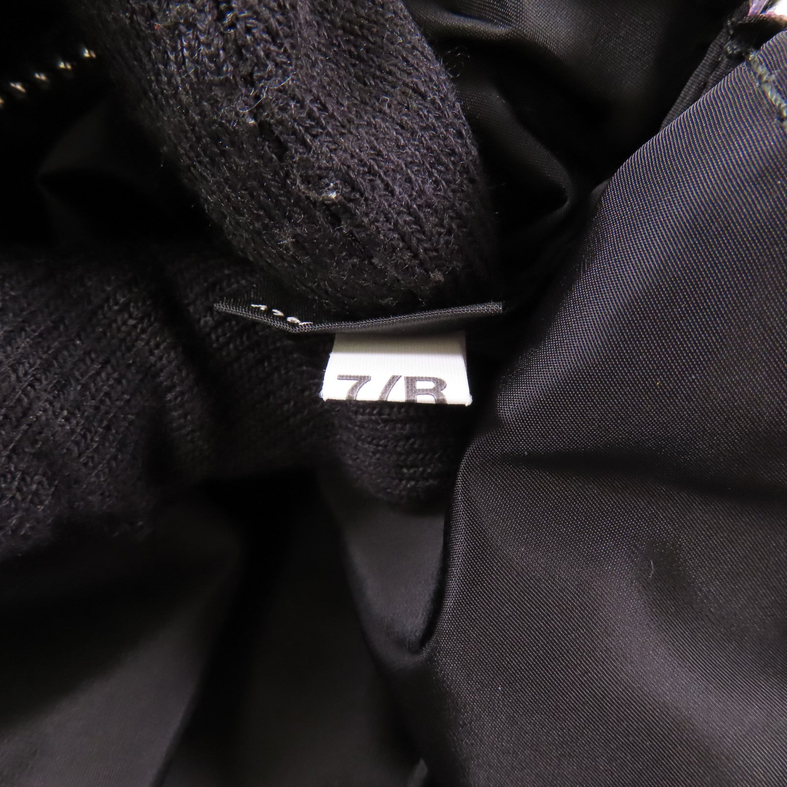 PRADA 尼龍Tote Bag銀扣肩背袋