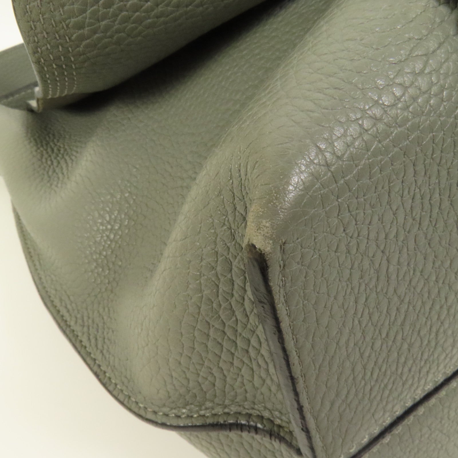LOEWE 牛皮皮革Military Messenger銀扣肩背袋