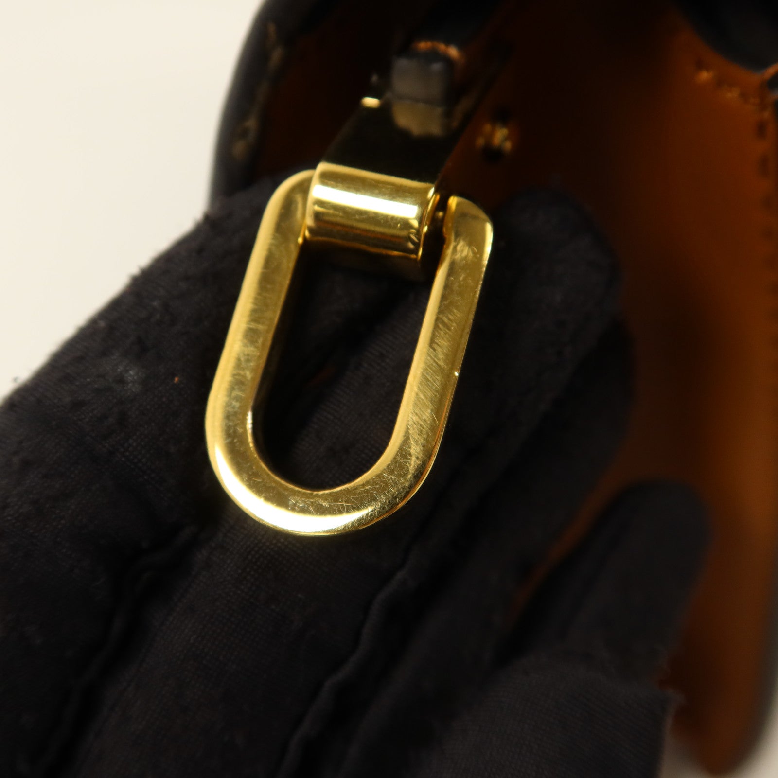LOUIS VUITTON Monogram Reverse Mini Dauphine金扣肩背袋